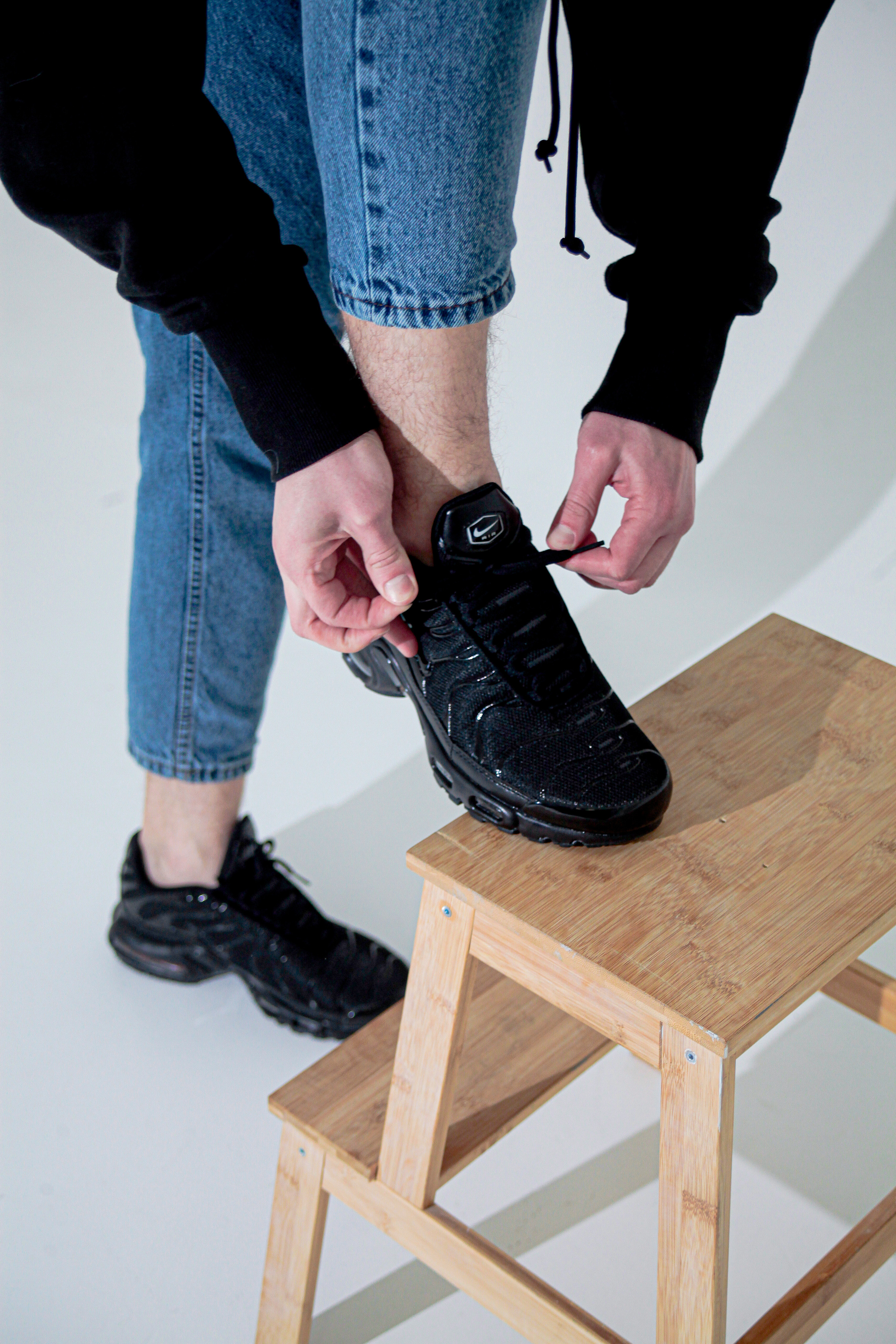 Съемка кроссовок для маркет-плэйсов. Фотограф в Санкт-Петербурге