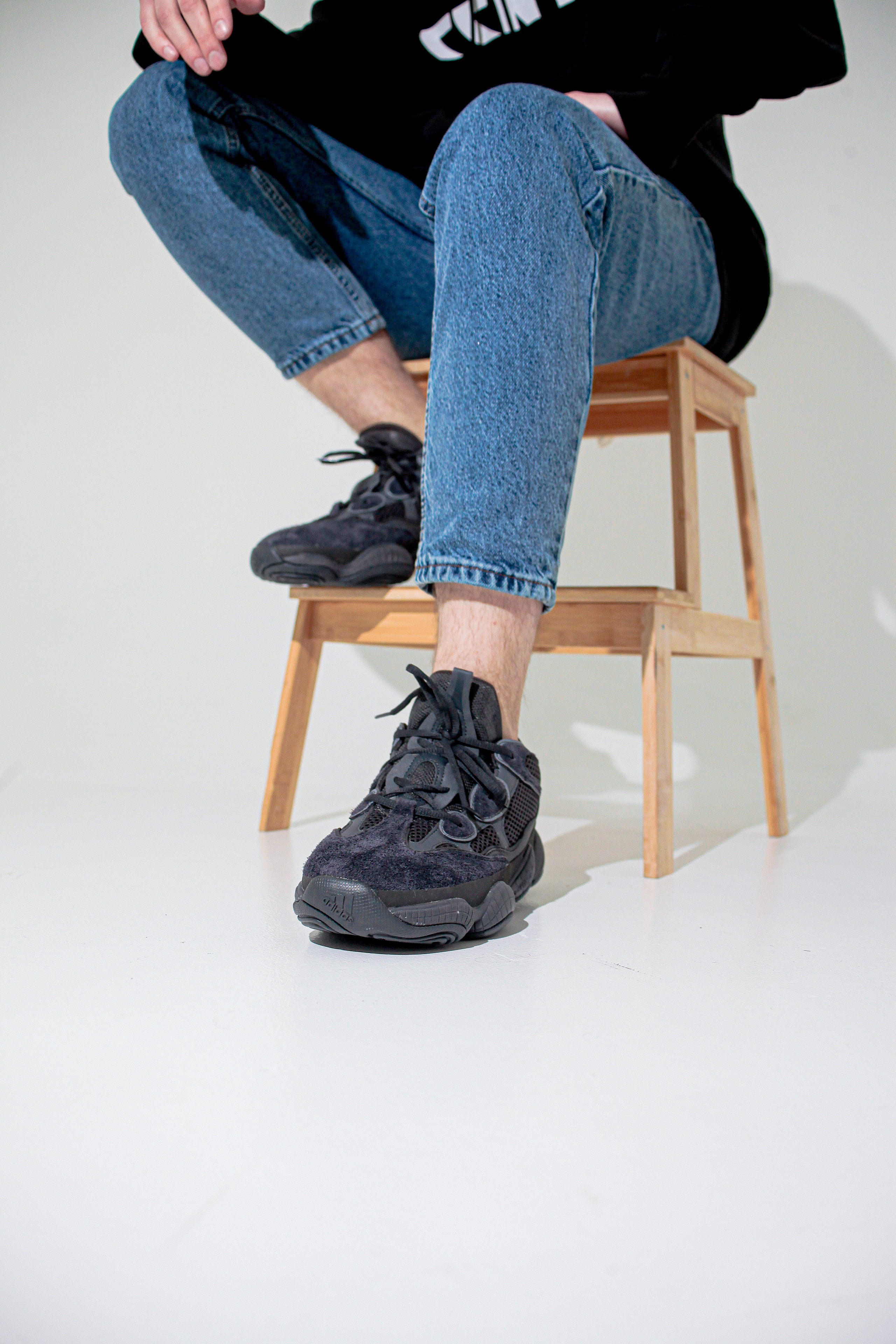 Съемка кроссовок для маркет-плэйсов. Фотограф в Санкт-Петербурге