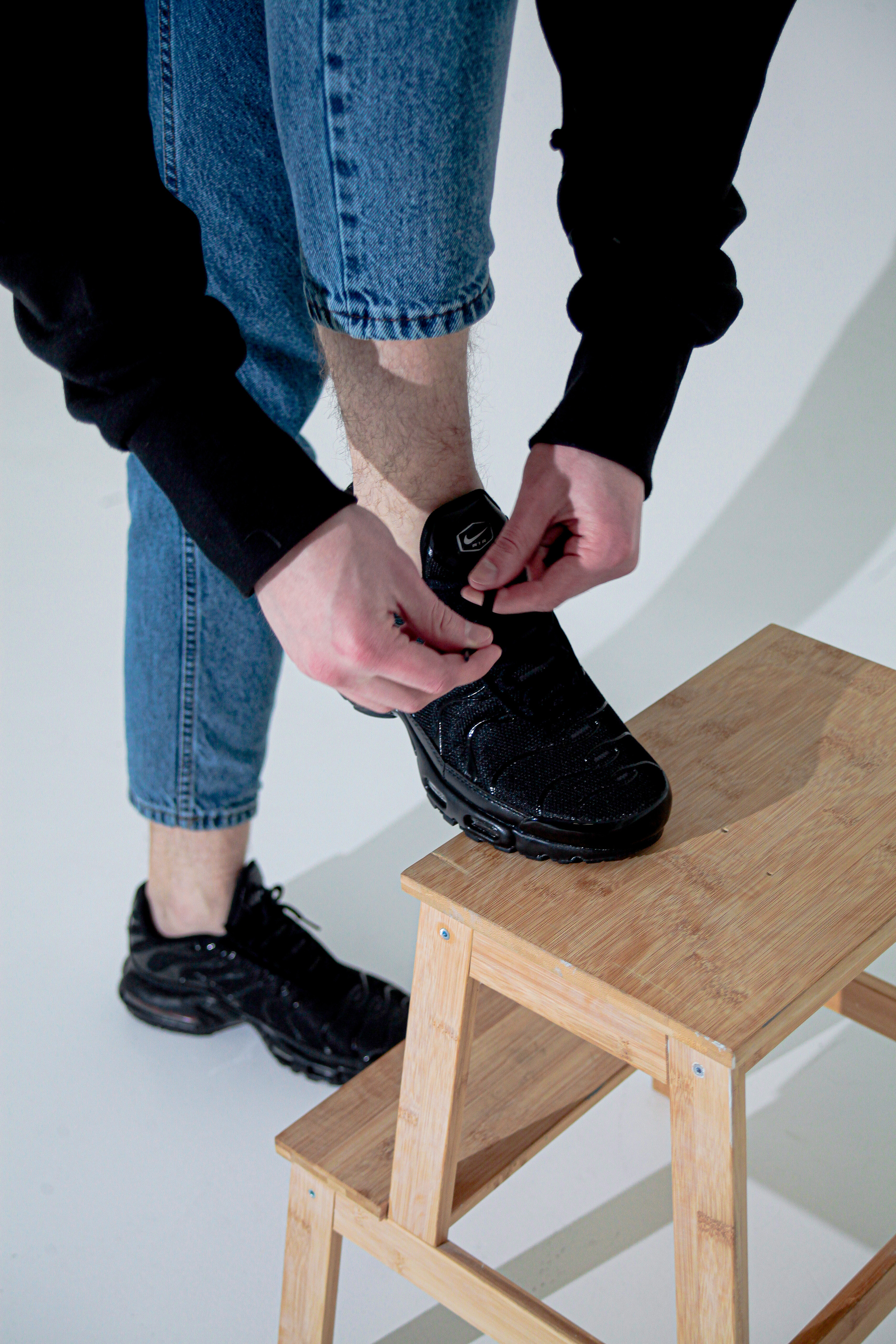 Съемка кроссовок для маркет-плэйсов. Фотограф в Санкт-Петербурге