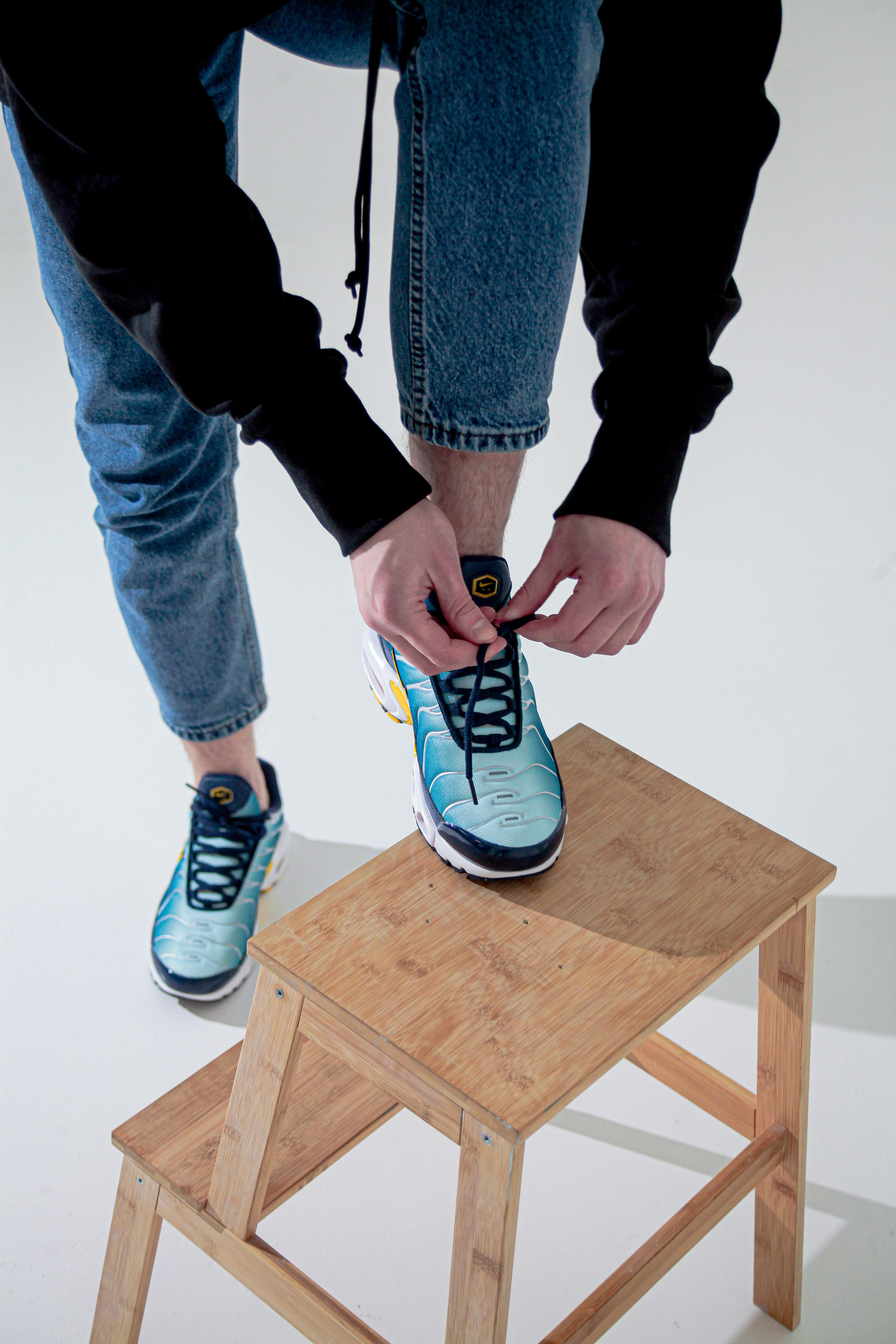 Съемка кроссовок для маркет-плэйсов. Фотограф в Санкт-Петербурге