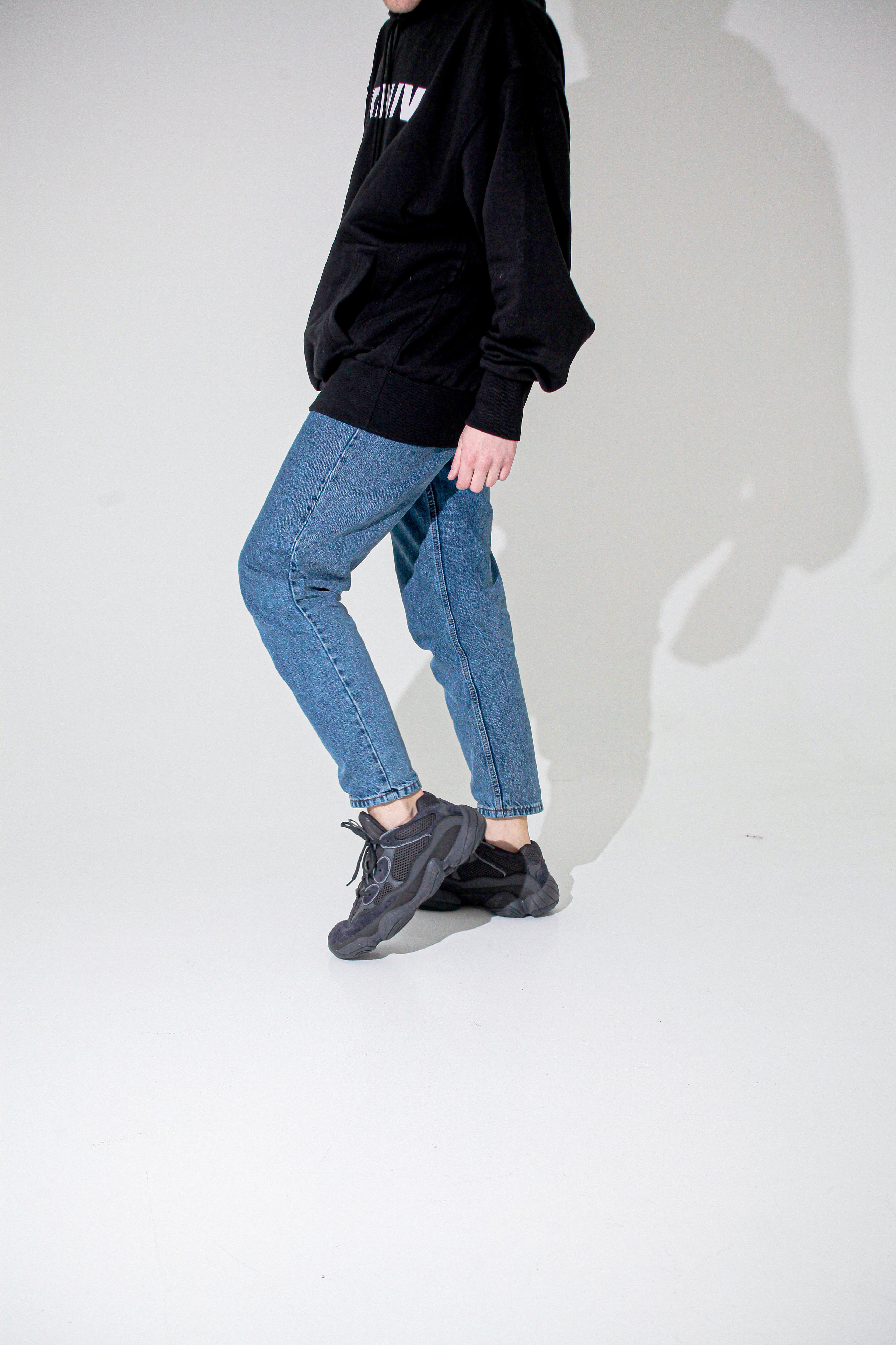 Съемка кроссовок для маркет-плэйсов. Фотограф в Санкт-Петербурге