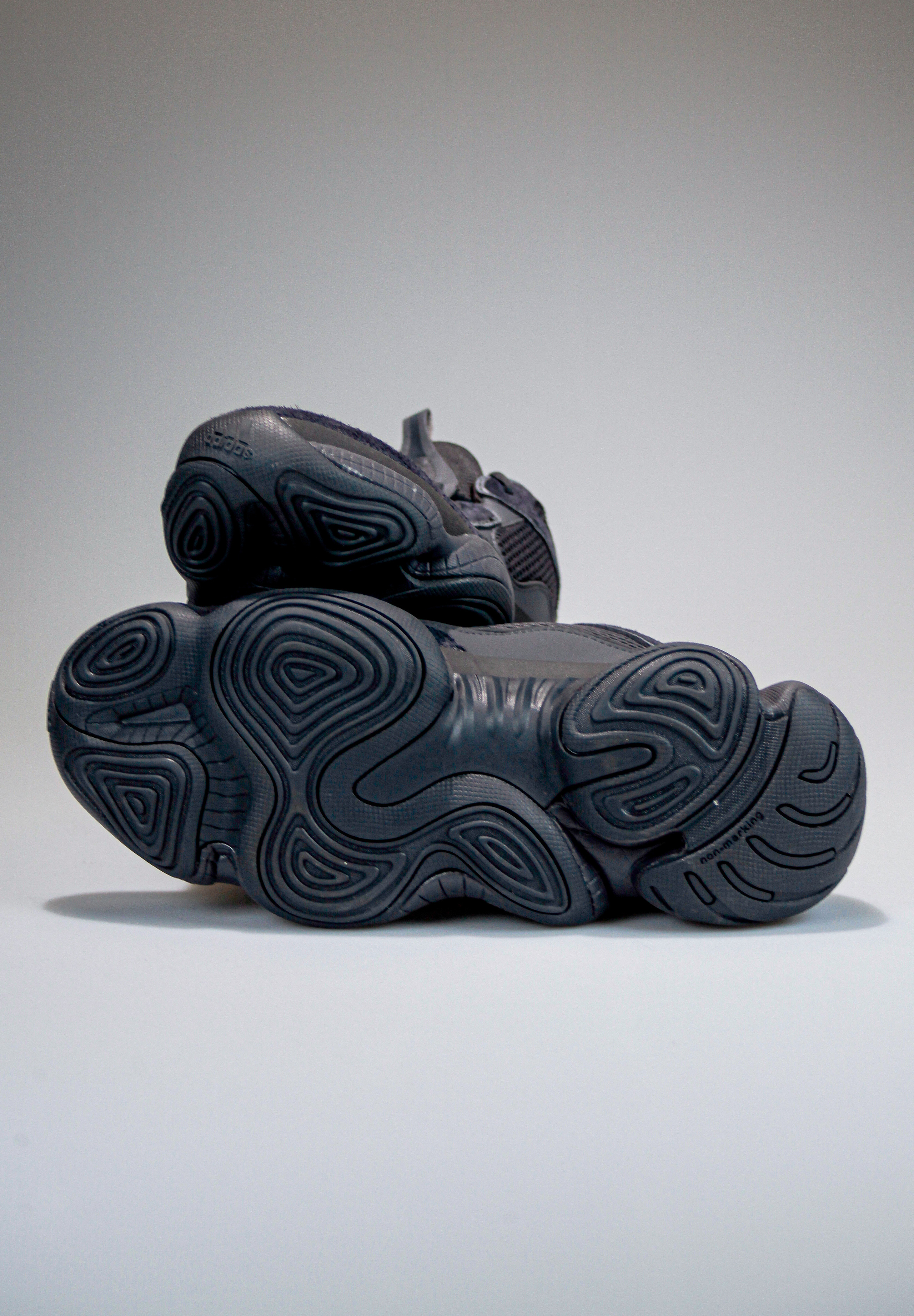 Съемка кроссовок для маркет-плэйсов. Фотограф в Санкт-Петербурге