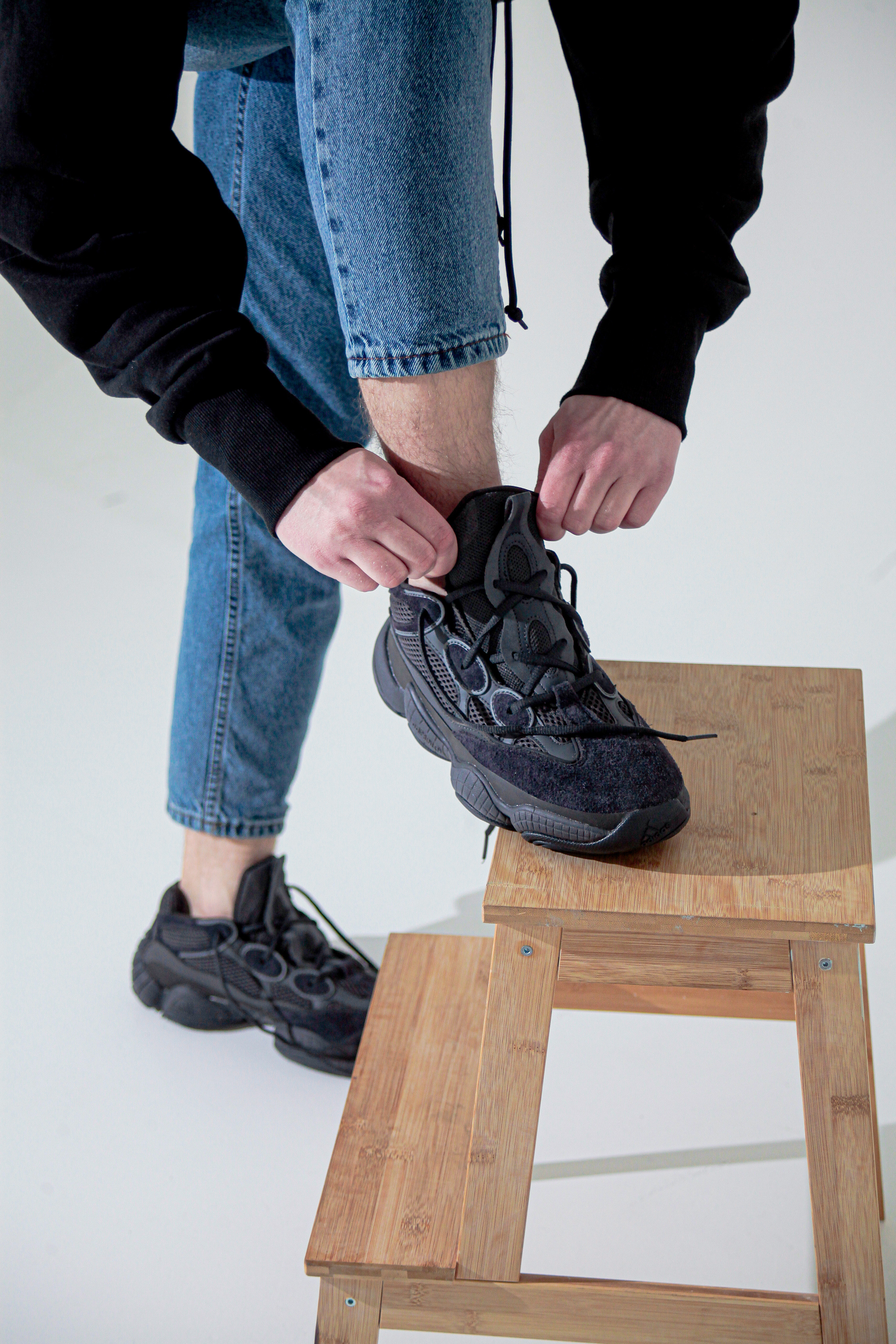 Съемка кроссовок для маркет-плэйсов. Фотограф в Санкт-Петербурге