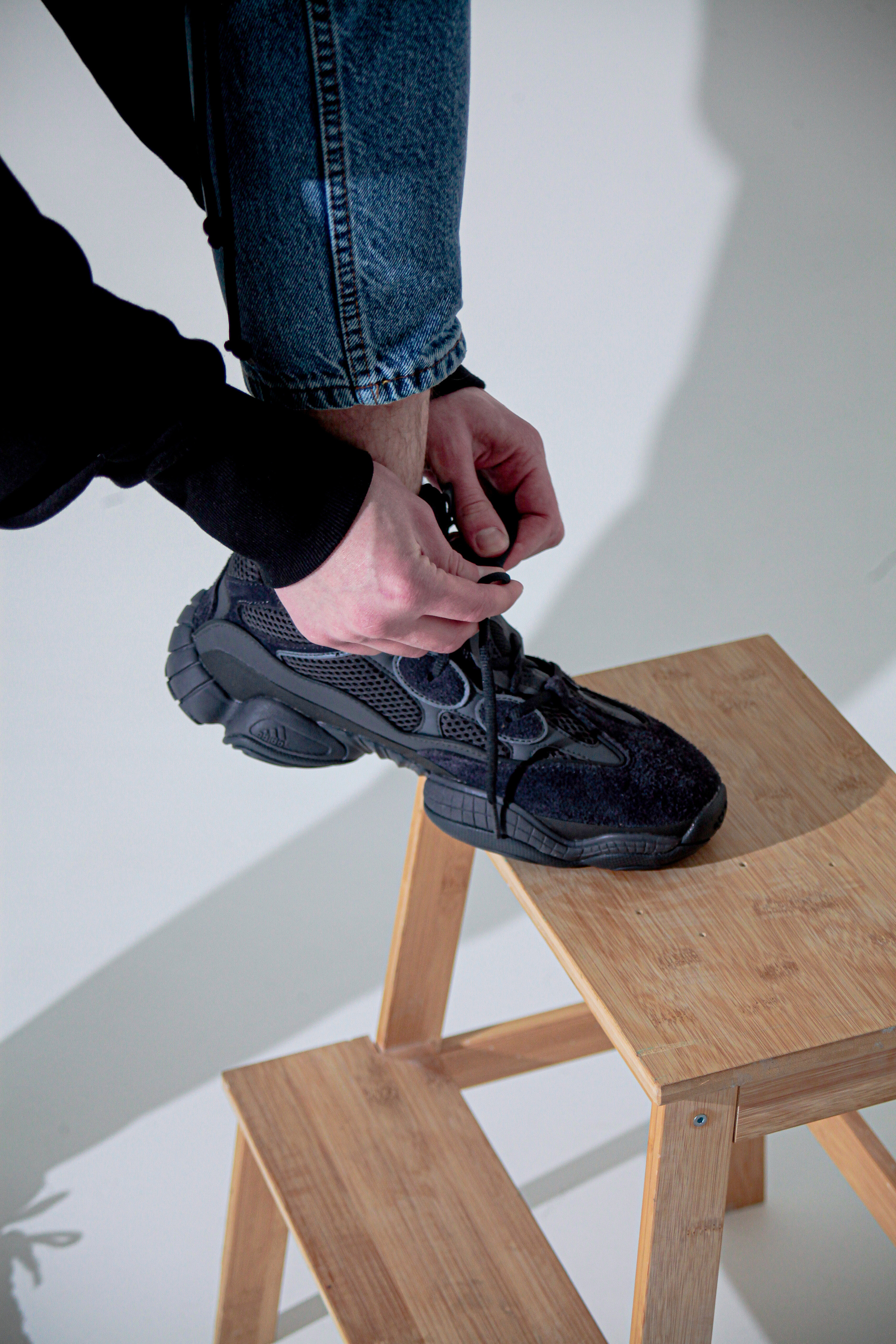 Съемка кроссовок для маркет-плэйсов. Фотограф в Санкт-Петербурге