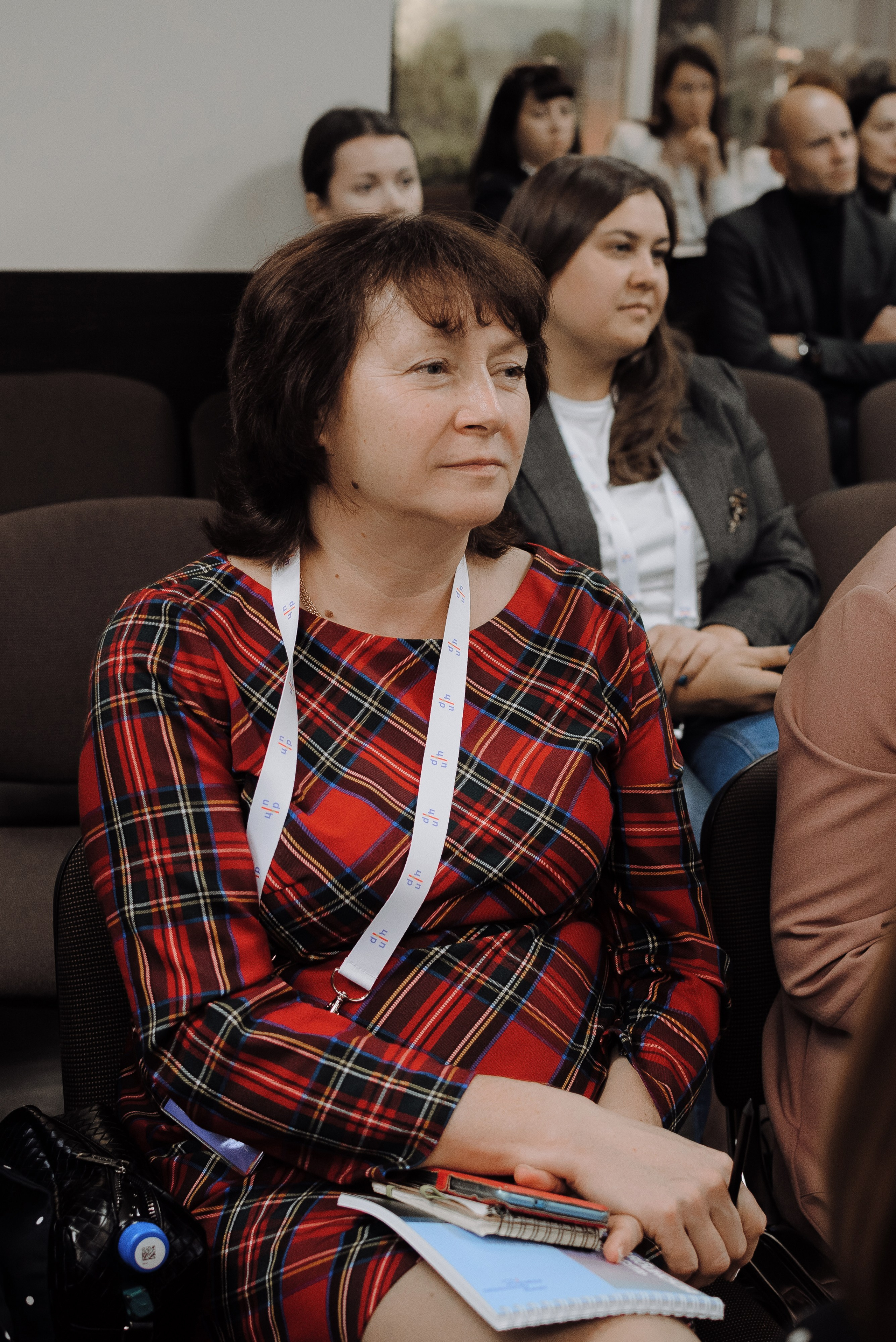 ОБЛАСТНАЯ КОНФЕРЕНЦИЯ «РАЗВИТИЕ ТУРИЗМА В ЧЕЛЯБИНСКОЙ ОБЛАСТИ». Репортажный фотограф Зуев Роман г. Челябинск