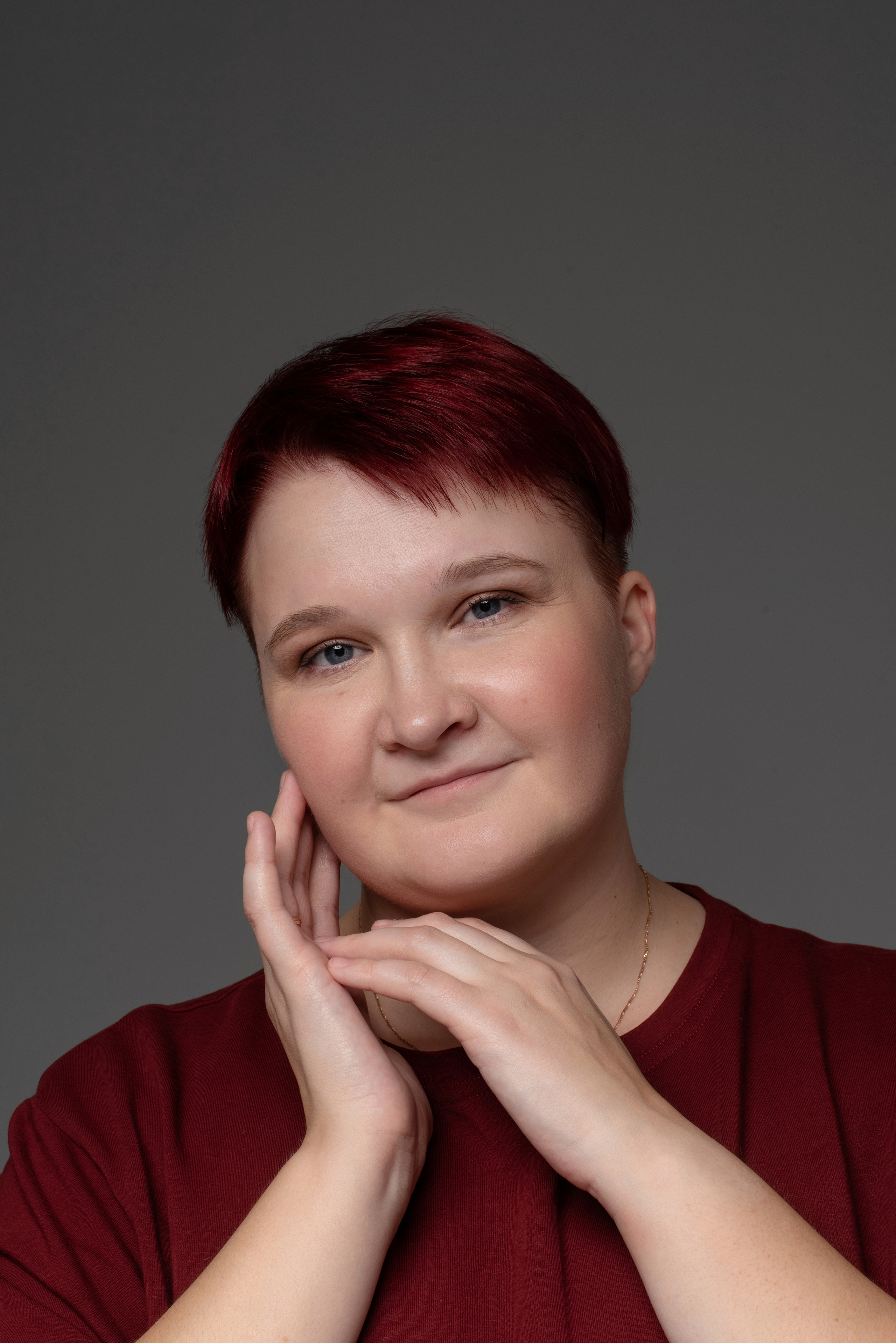 Контакты. Фотограф в стиле Vogue в Санкт-Петербурге Иветта Бекетнова