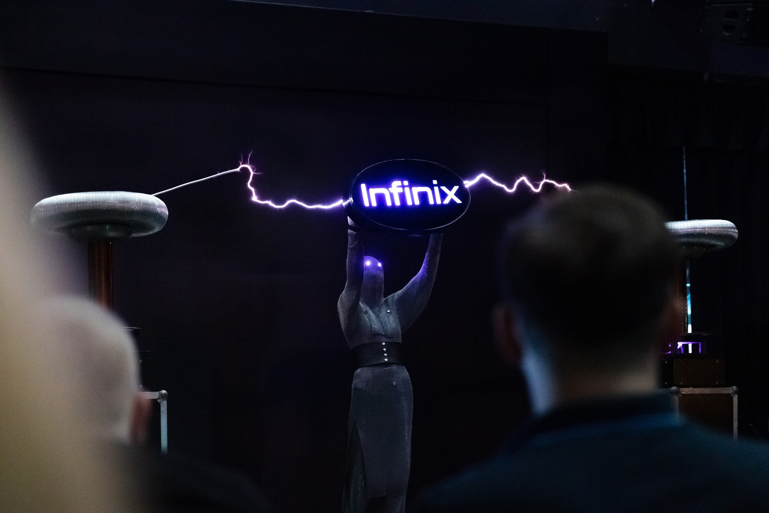 Презентация Infinix. Свадебный репортажный фотограф в Москве