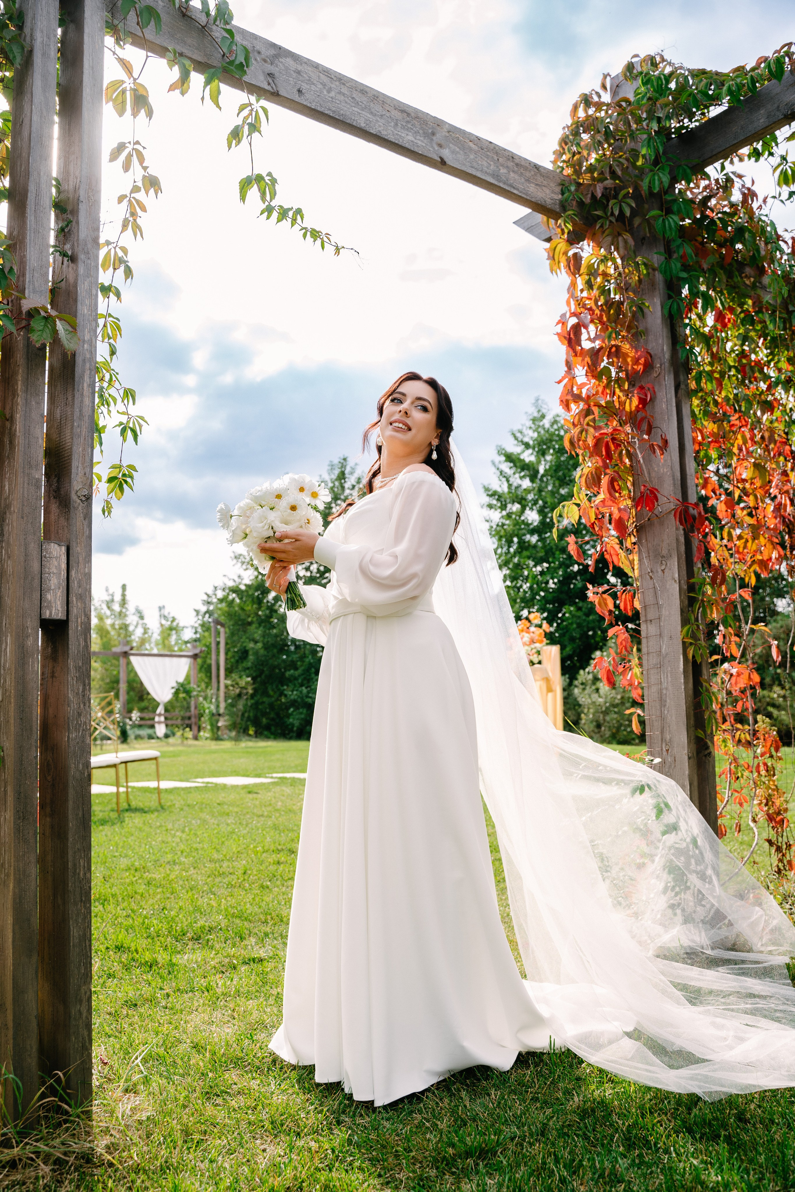 Свадебная фотосессия молодоженов теплой осенью. Свадебный и семейный фотограф из Воронежа|Москвы Бубнова Екатерина