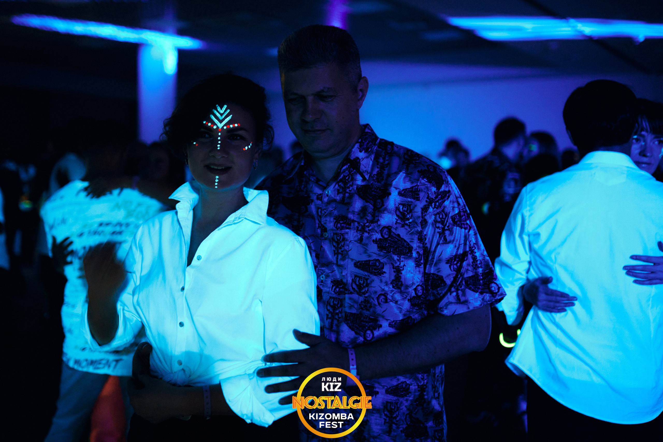 Neon party. Свадебный фотограф