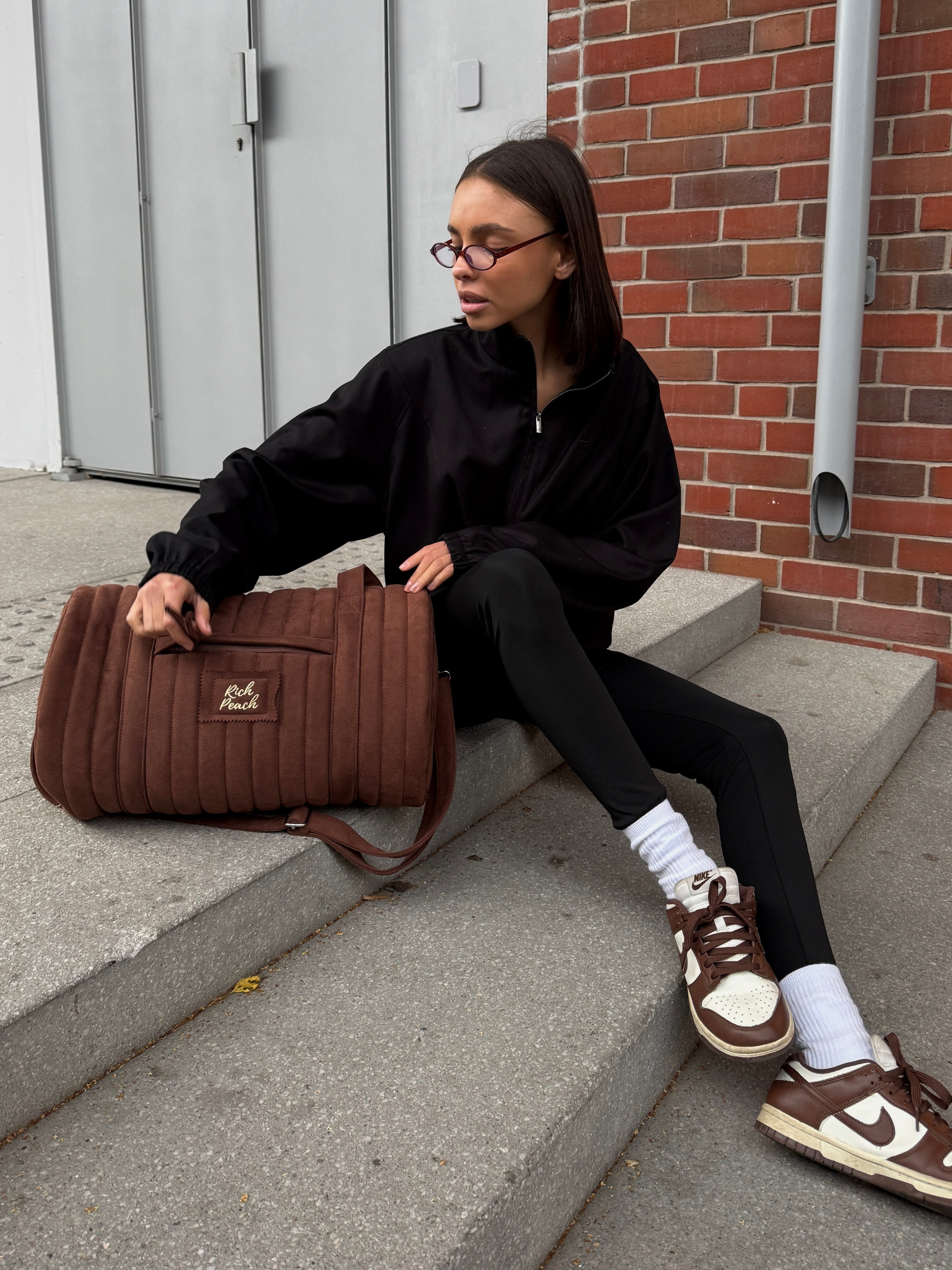 Rich peach. Фотограф для брендов и индивидуальных фотосессий в Москве