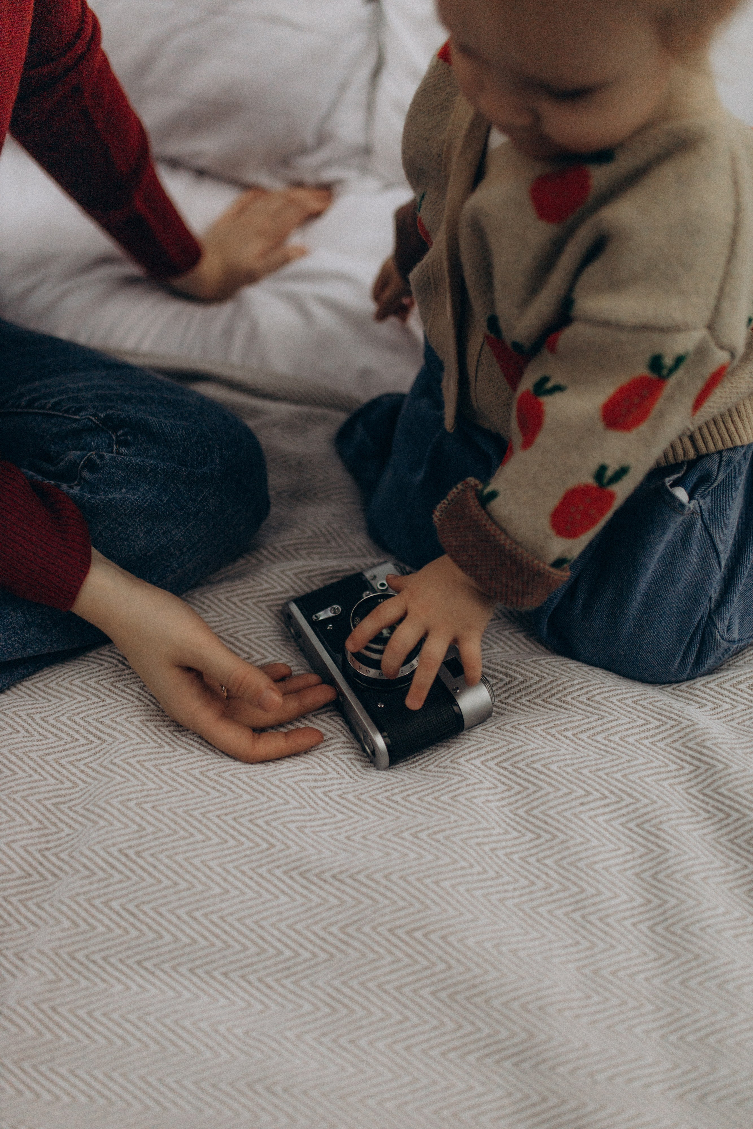 Алиса и мама. Семейный фотограф Губкин/Старый Оскол