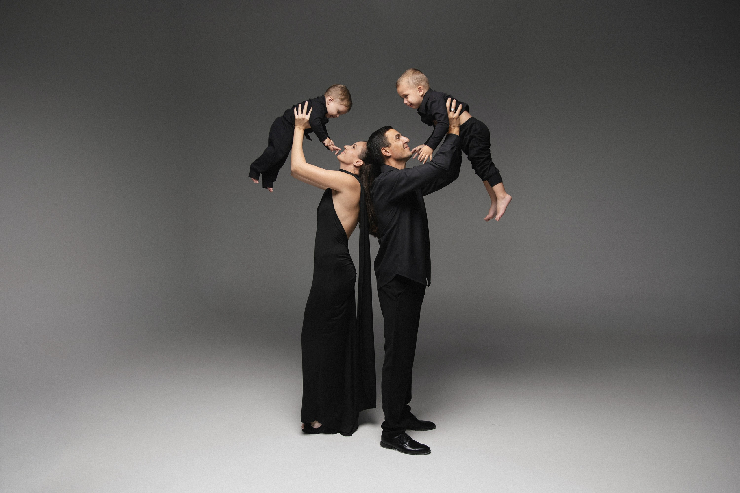 КСЮША, САША, ТЕМА И РОМА ` 25. Maria Startseva Photo