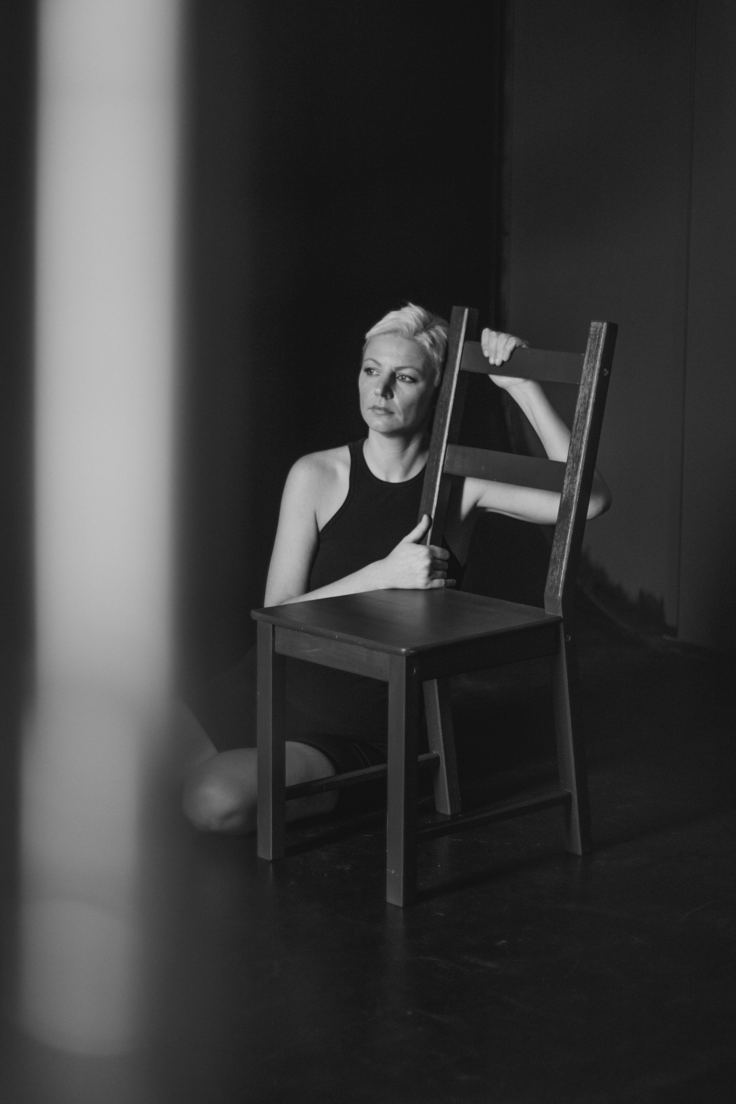 Женский портрет чб студия. Фотограф в Перми Гиренко Людмила