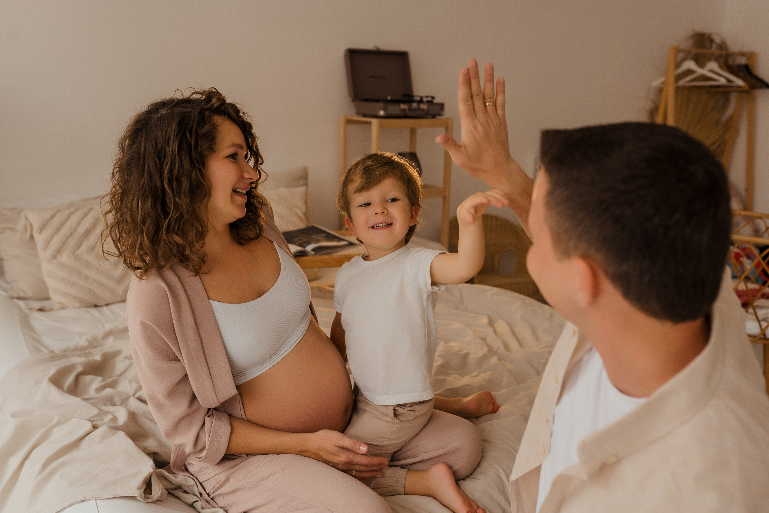 Семейная фотосессия в студии в Москве, семейный фотограф Анна Полушина. Свадебный фотограф в Москве Анна Полушина