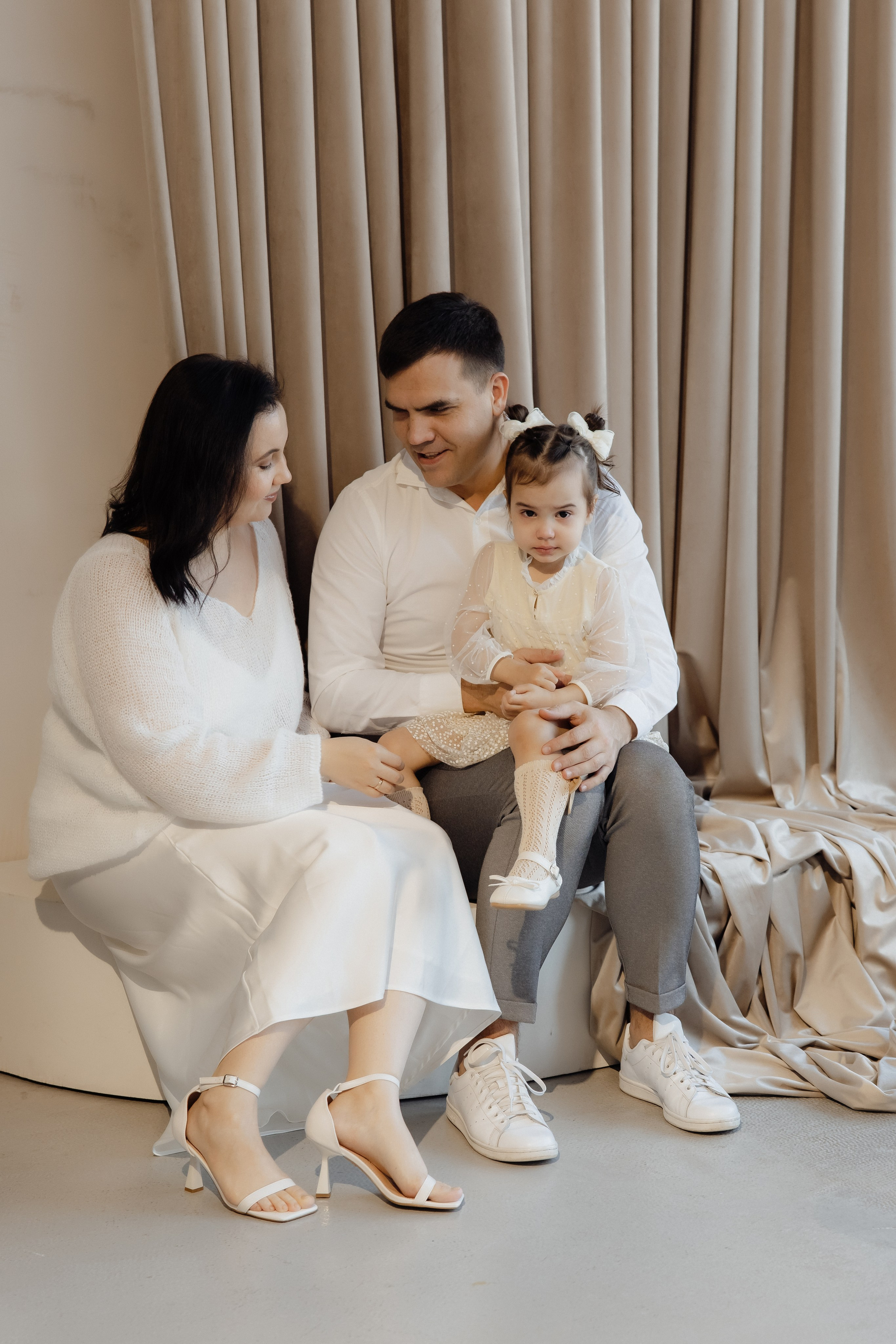 Николай, Зарина и Кира. Семейный и свадебный фотограф в Челябинске Мария Леонтьева