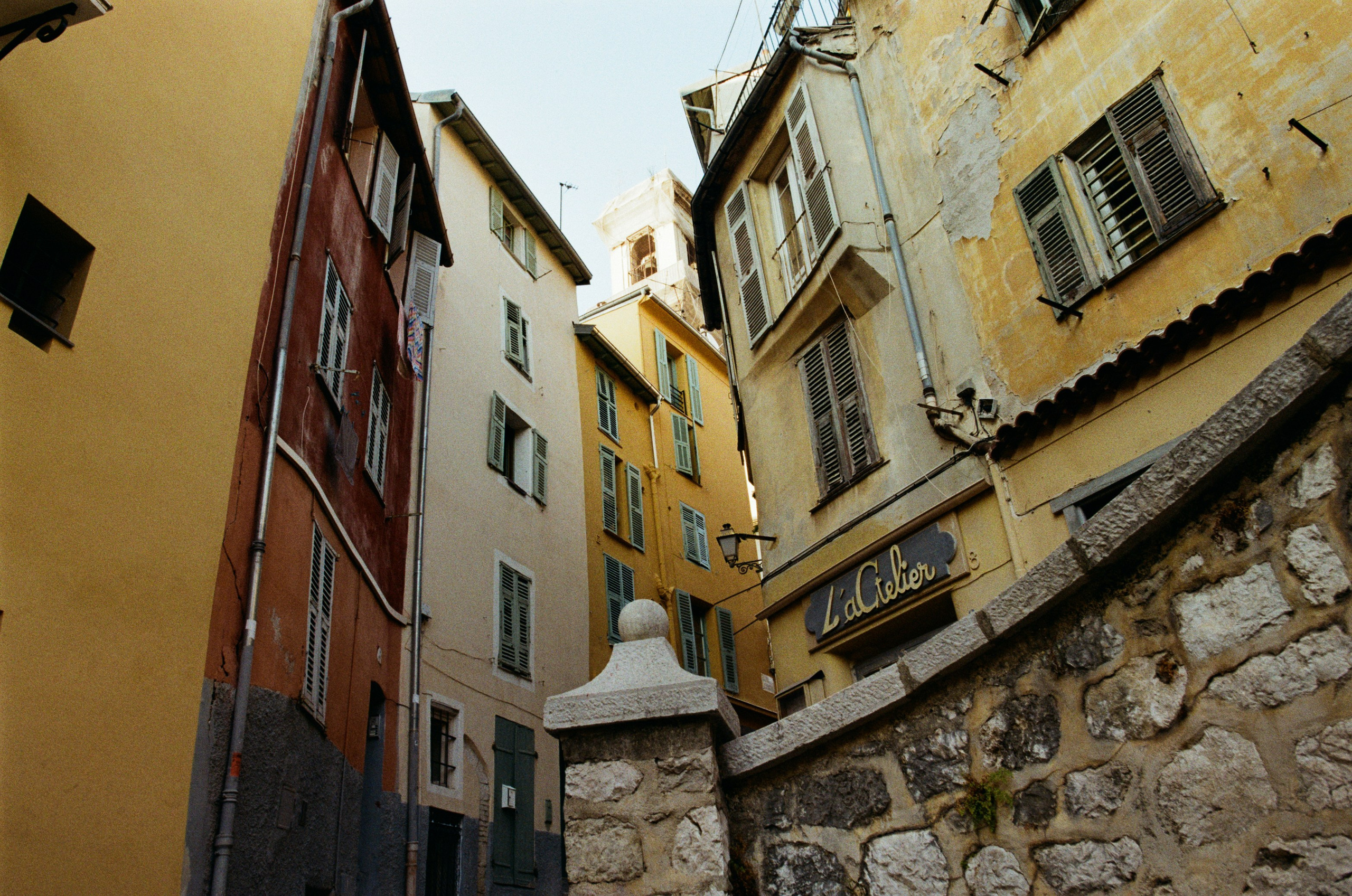 The contract // france, nice. EVER EXPOSED