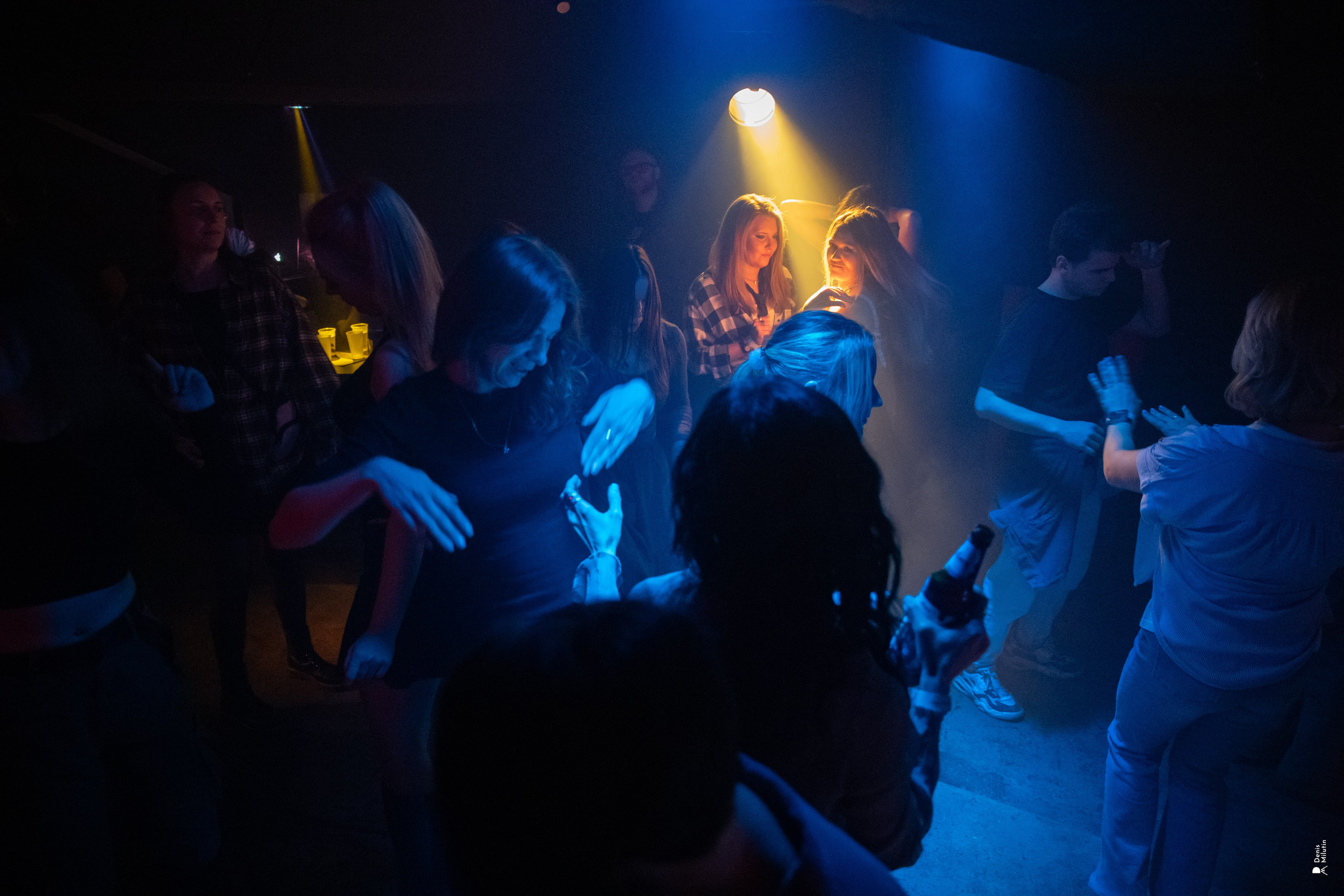 Клуб Рядом — Дискотека 2000х. Портретный фотограф Денис Милютин