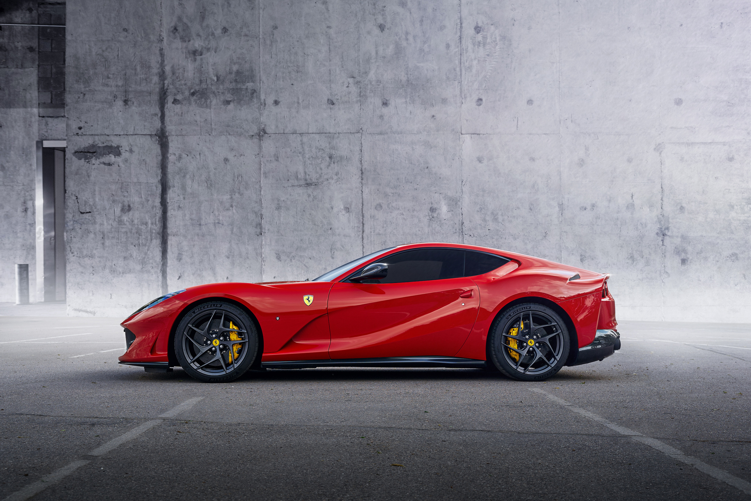 FERRARI 812 Superfast. Фотограф в Санкт-Петербурге