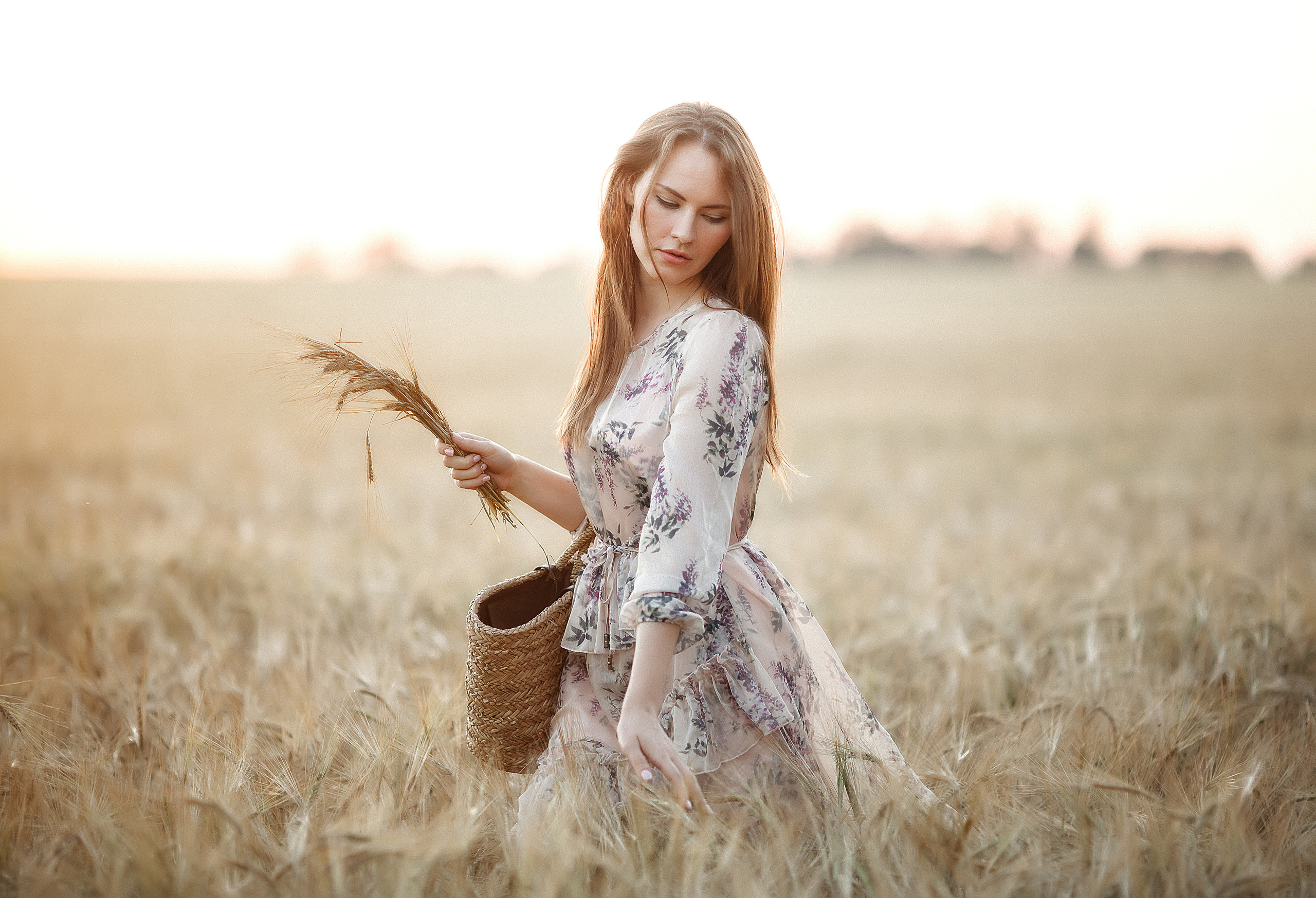 Соломенная шляпка. Фотограф в Санкт-Петербурге Знаменская Ирина