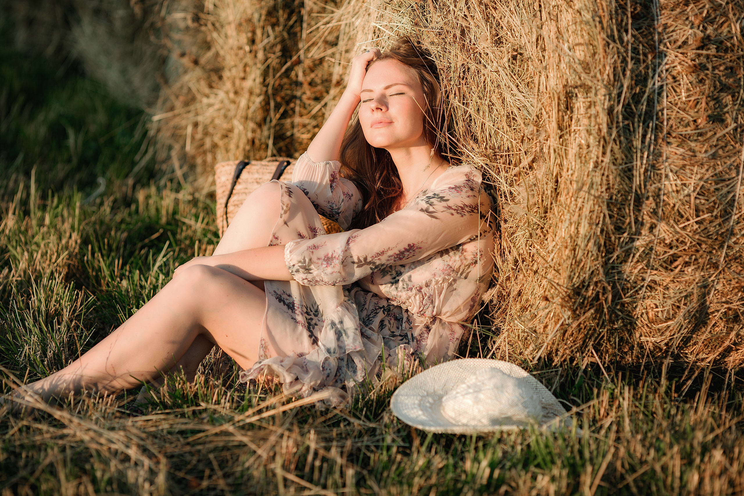 Соломенная шляпка. Фотограф в Санкт-Петербурге Знаменская Ирина