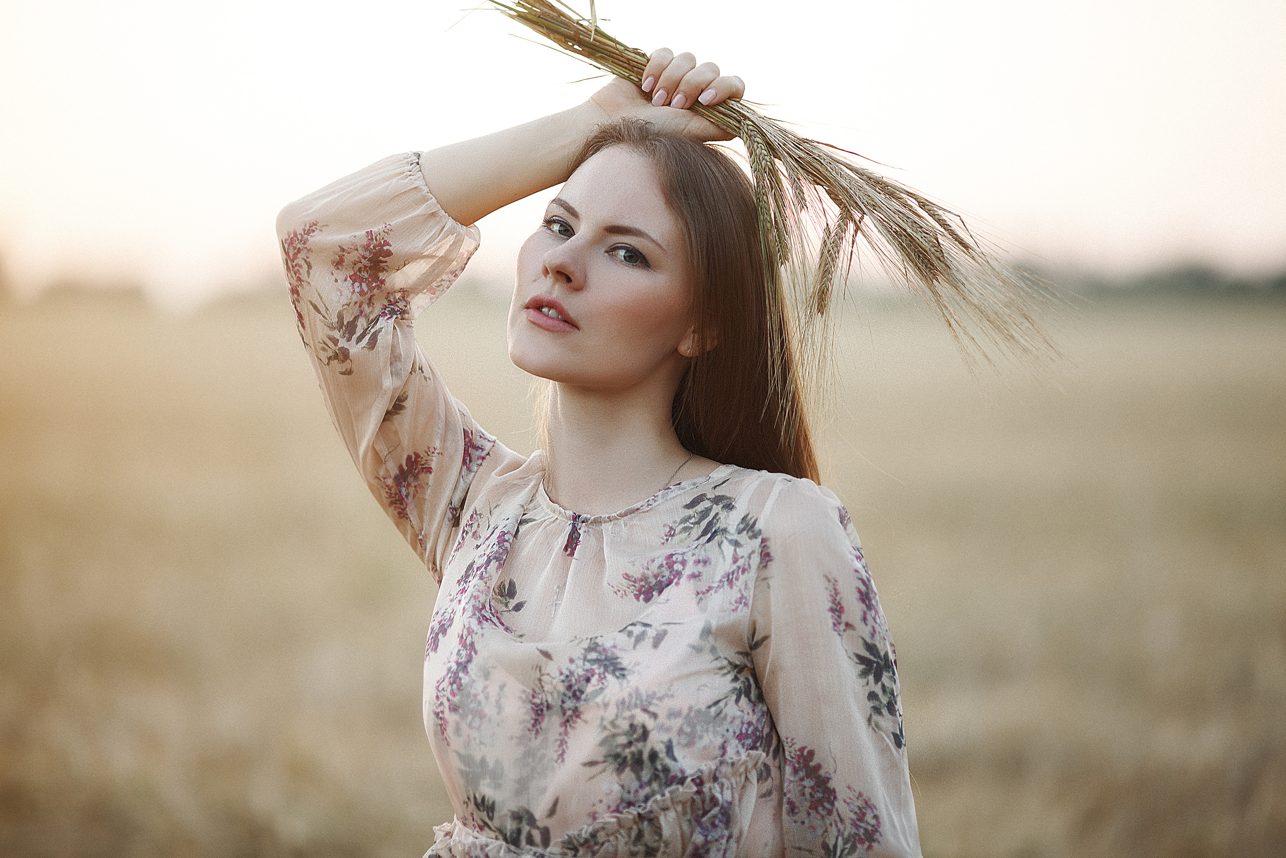 Соломенная шляпка. Фотограф в Санкт-Петербурге Знаменская Ирина