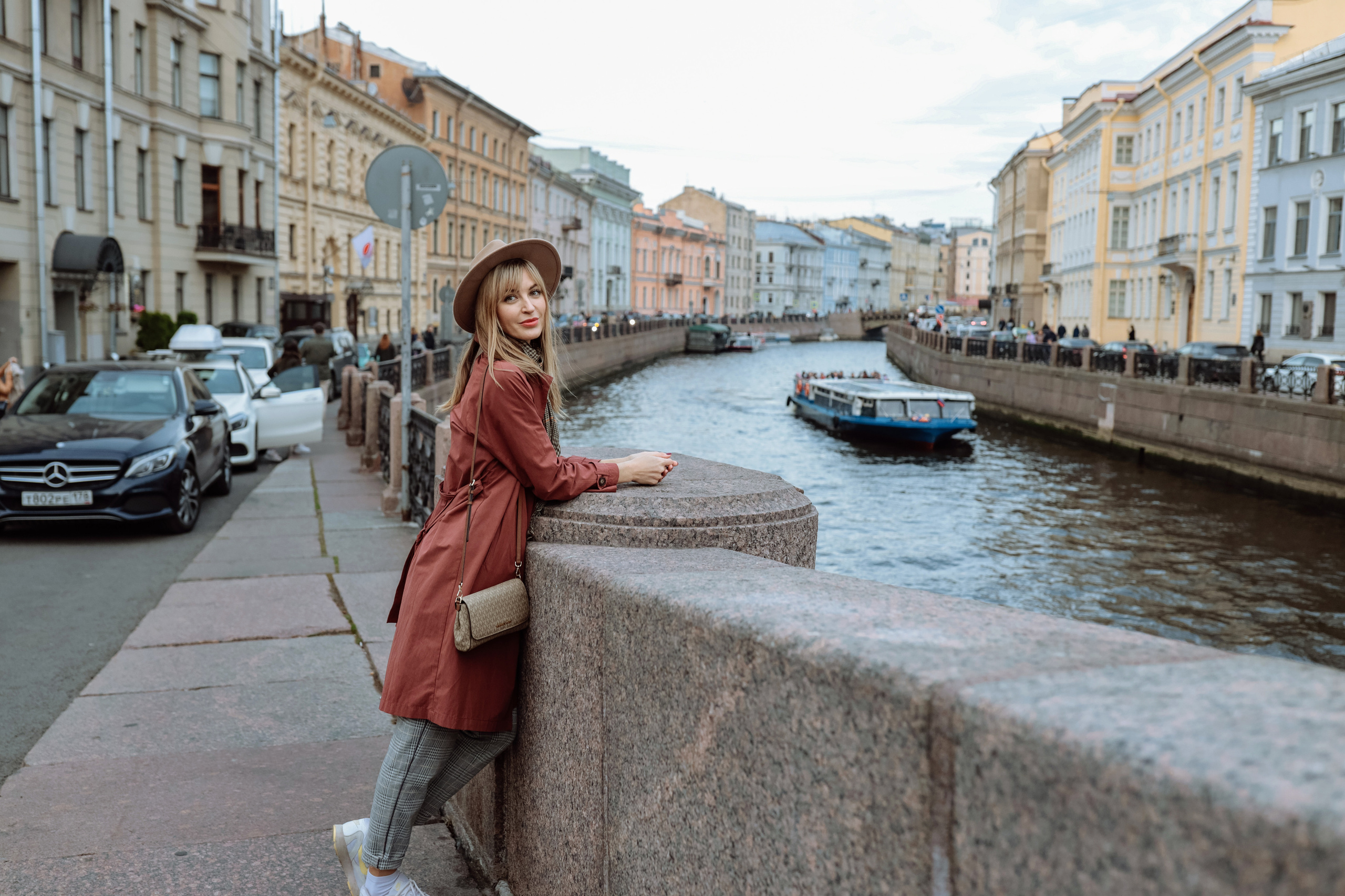 Девочка и Питер. Фотограф в Санкт-Петербурге Знаменская Ирина