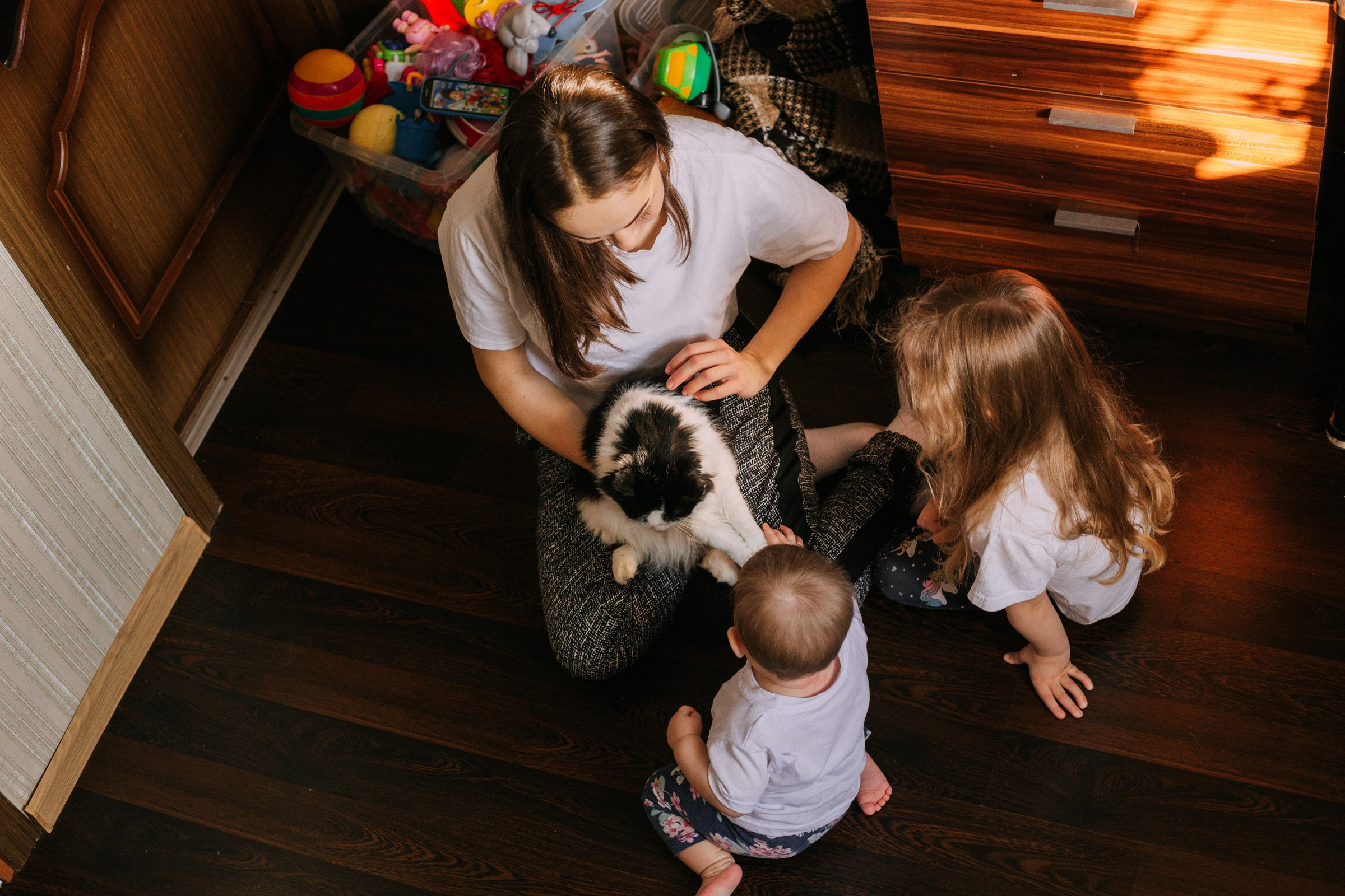 Женя с дочками. Фотограф Бурятии София Андриянова