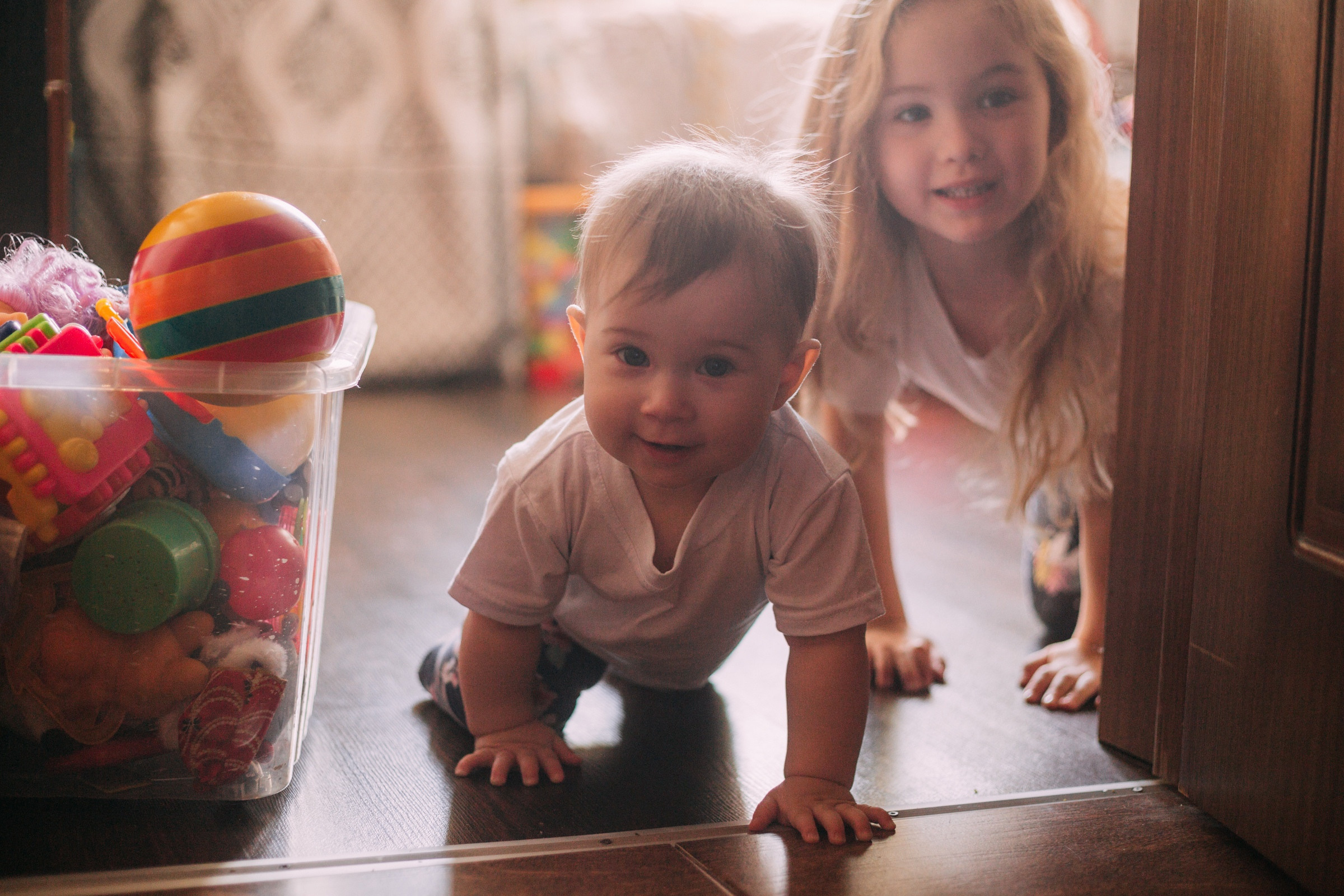 Женя с дочками. Фотограф Бурятии София Андриянова
