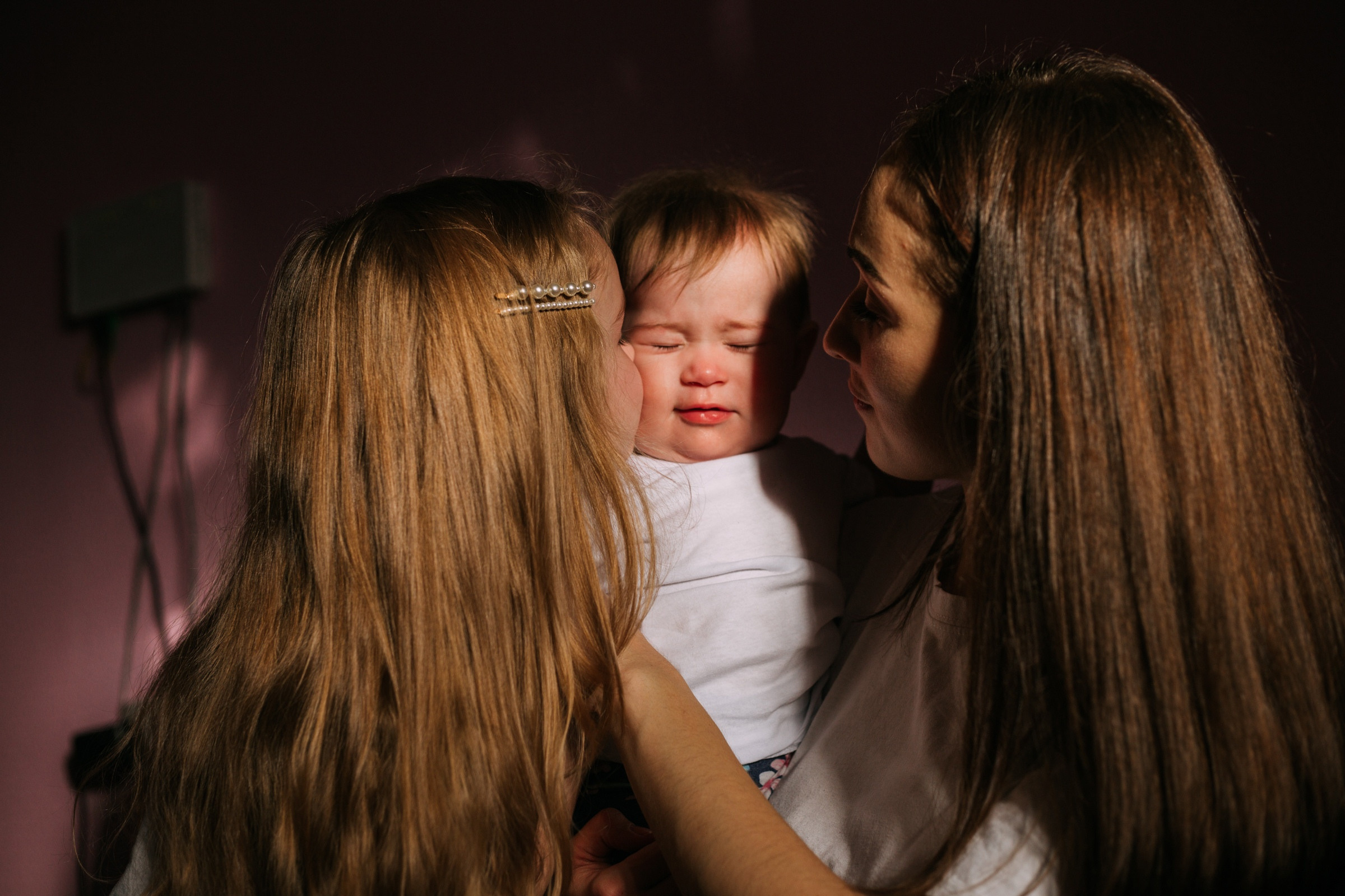 Женя с дочками. Фотограф Бурятии София Андриянова