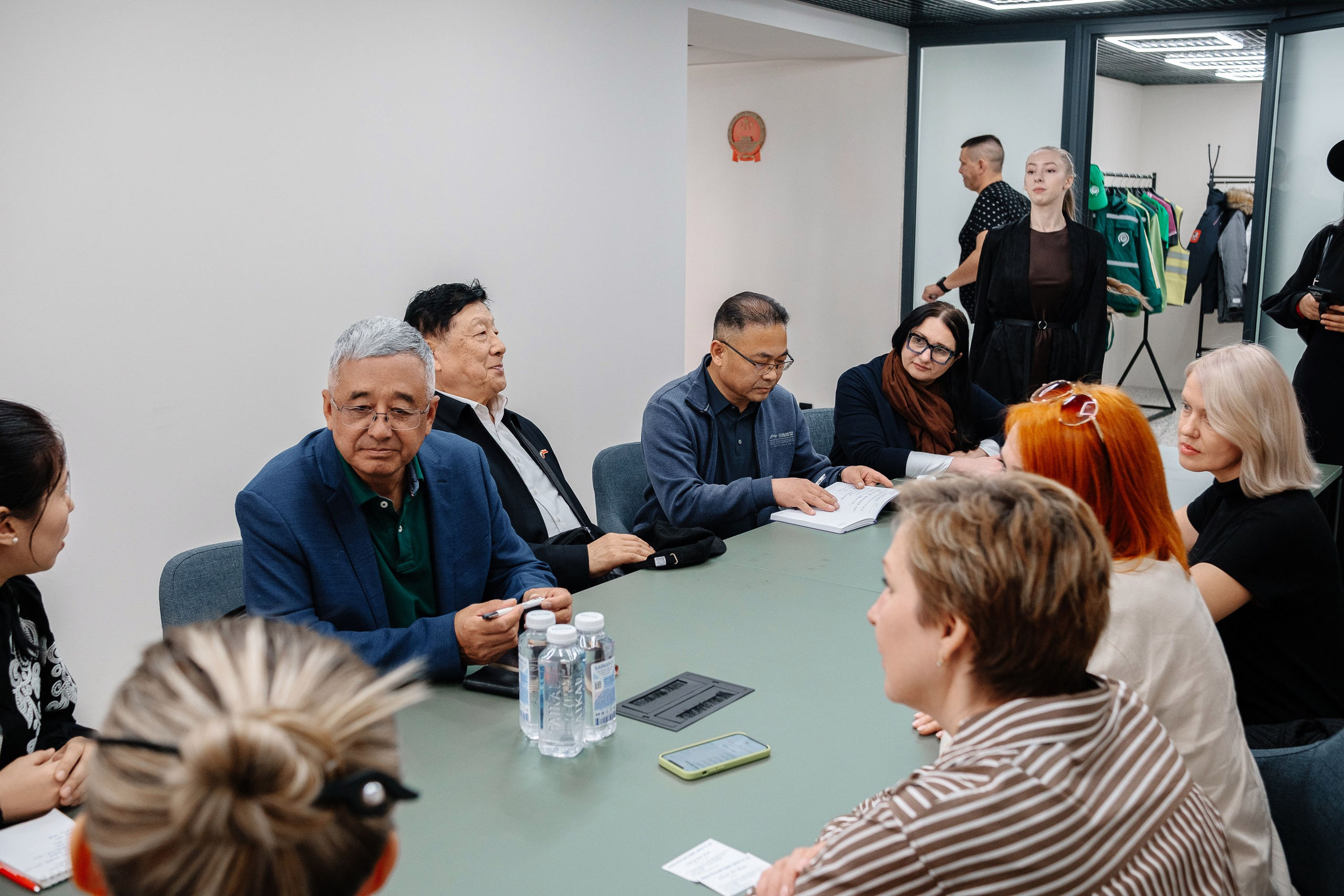 Делегация Китая в Ивановской текстильной компании