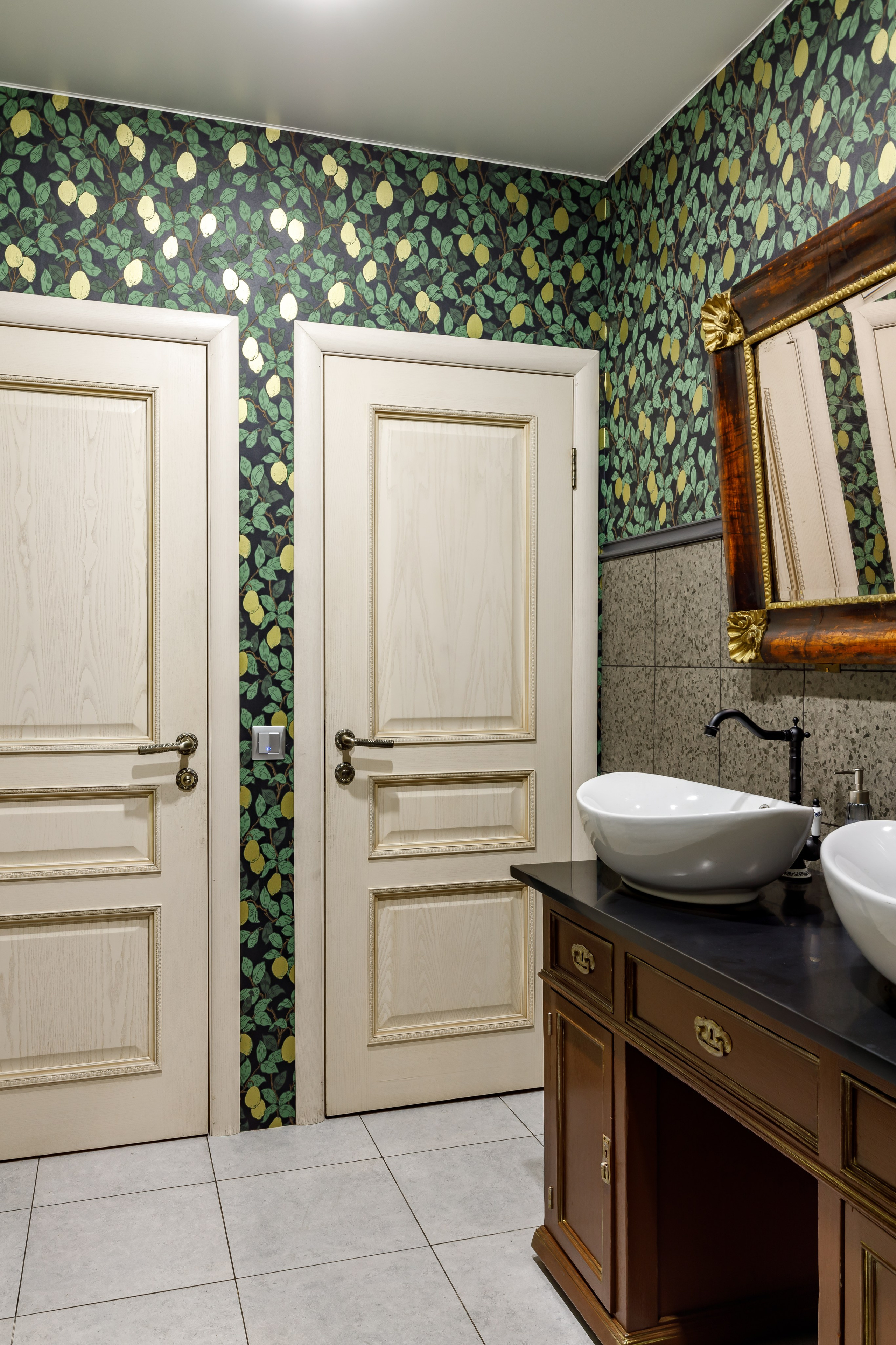 Интерьерная съемка Рюмочной «Барыня». Интерьерный, предметный и контент фотограф в Иркутске Наталья Карпова