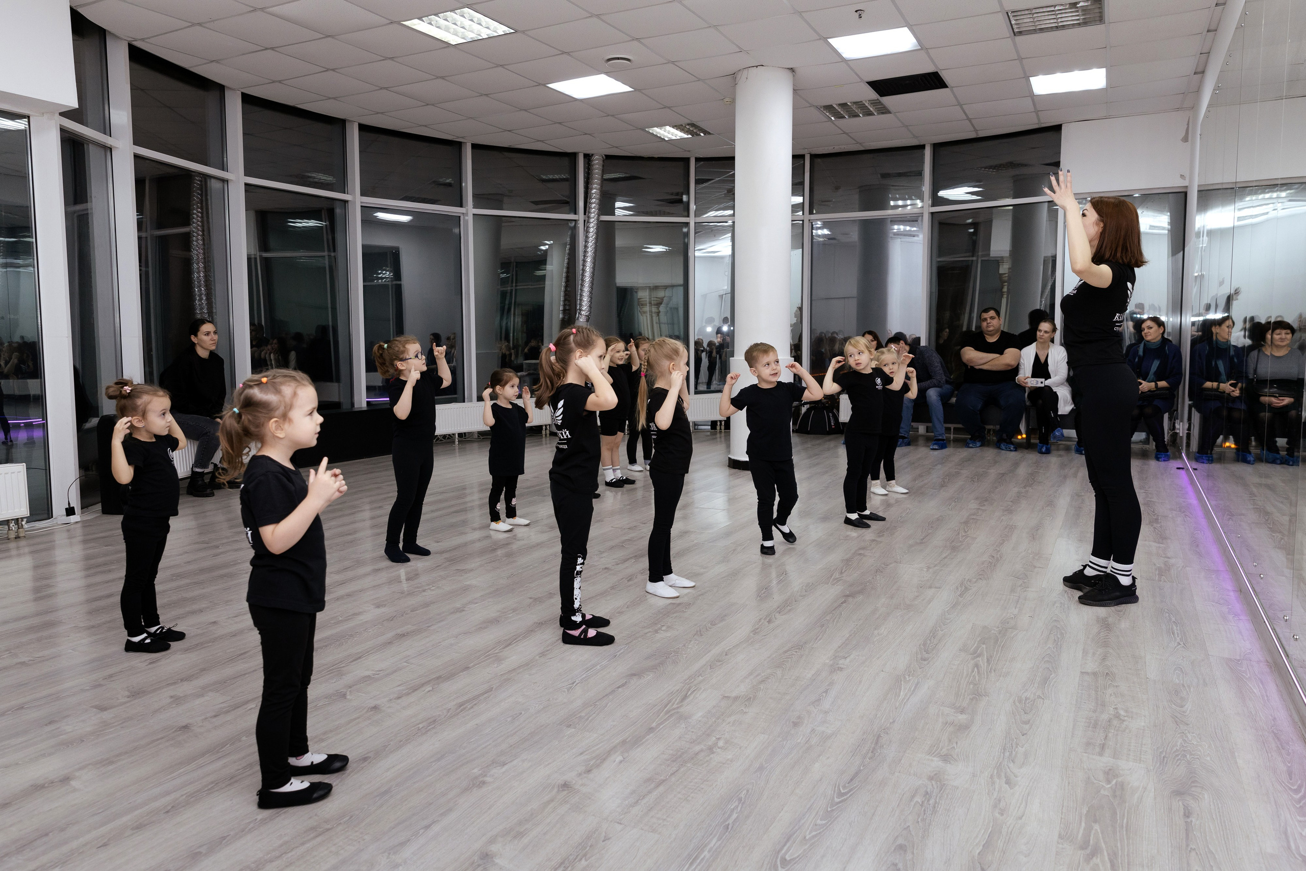 Студия «Взлетай». Открытый урок. Семейный фотограф — Макс Белогрудов