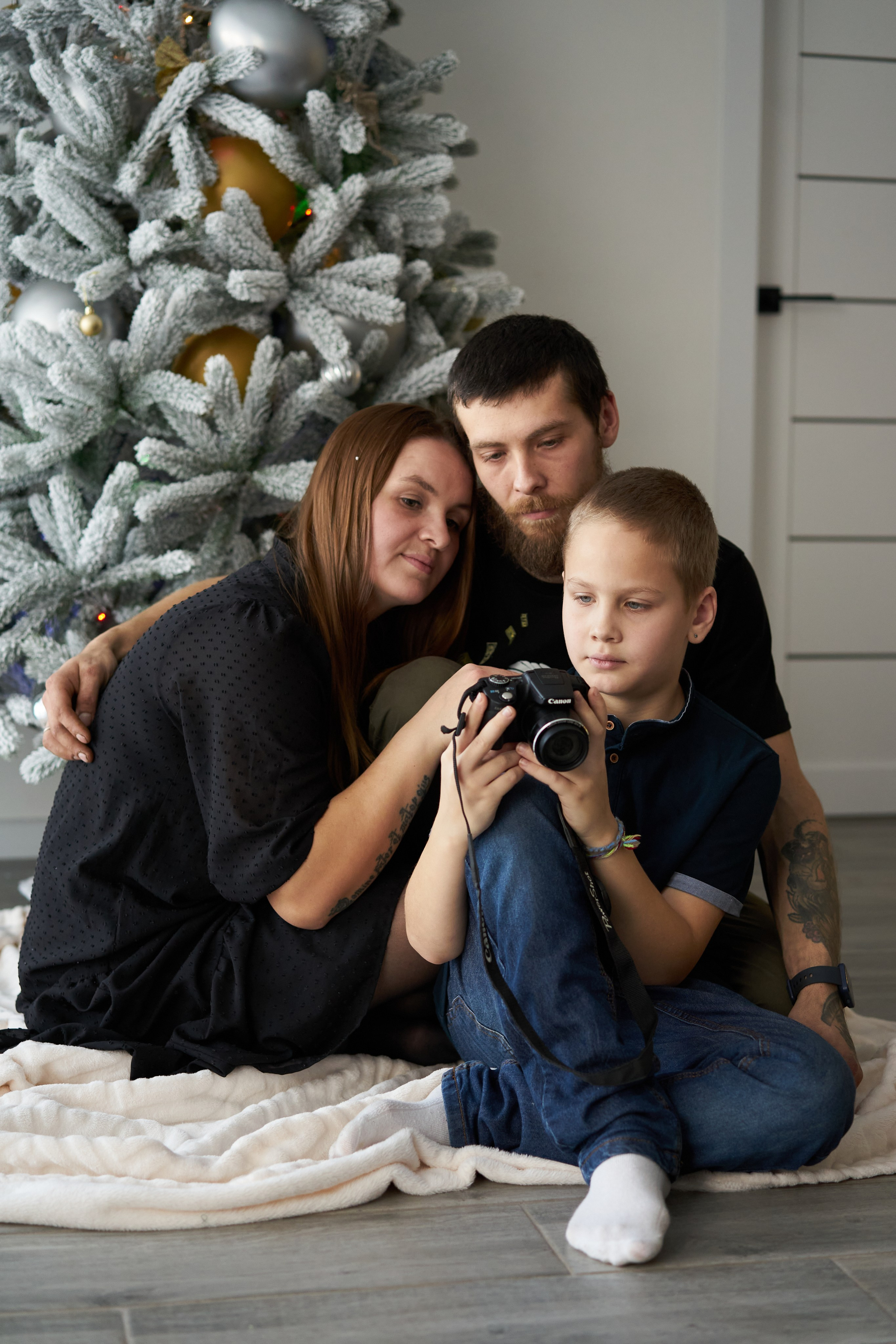 Семейная фотосессия дома. Фотограф Екатеринбург Кокшарова Александра