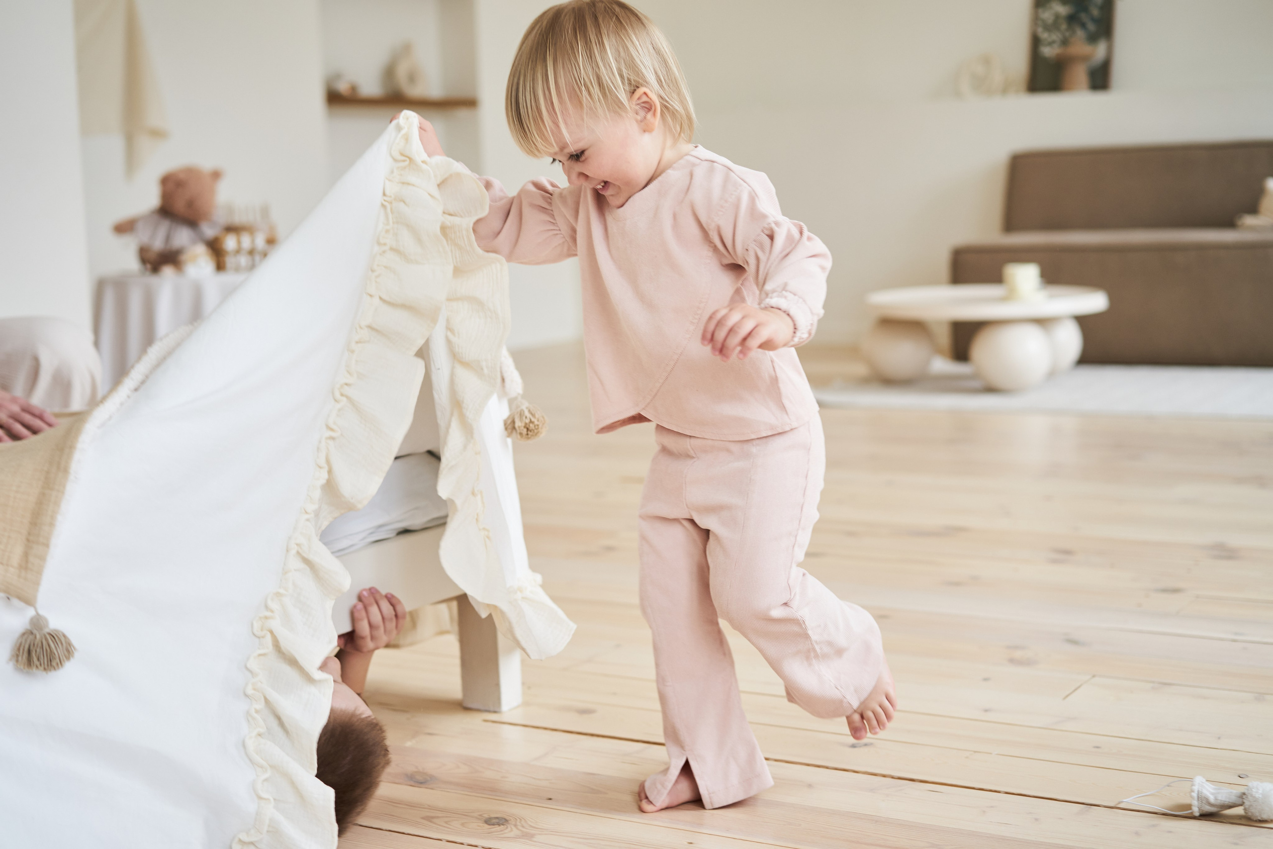 Семейная фотосессия в студии. Фотограф Екатеринбург Кокшарова Александра