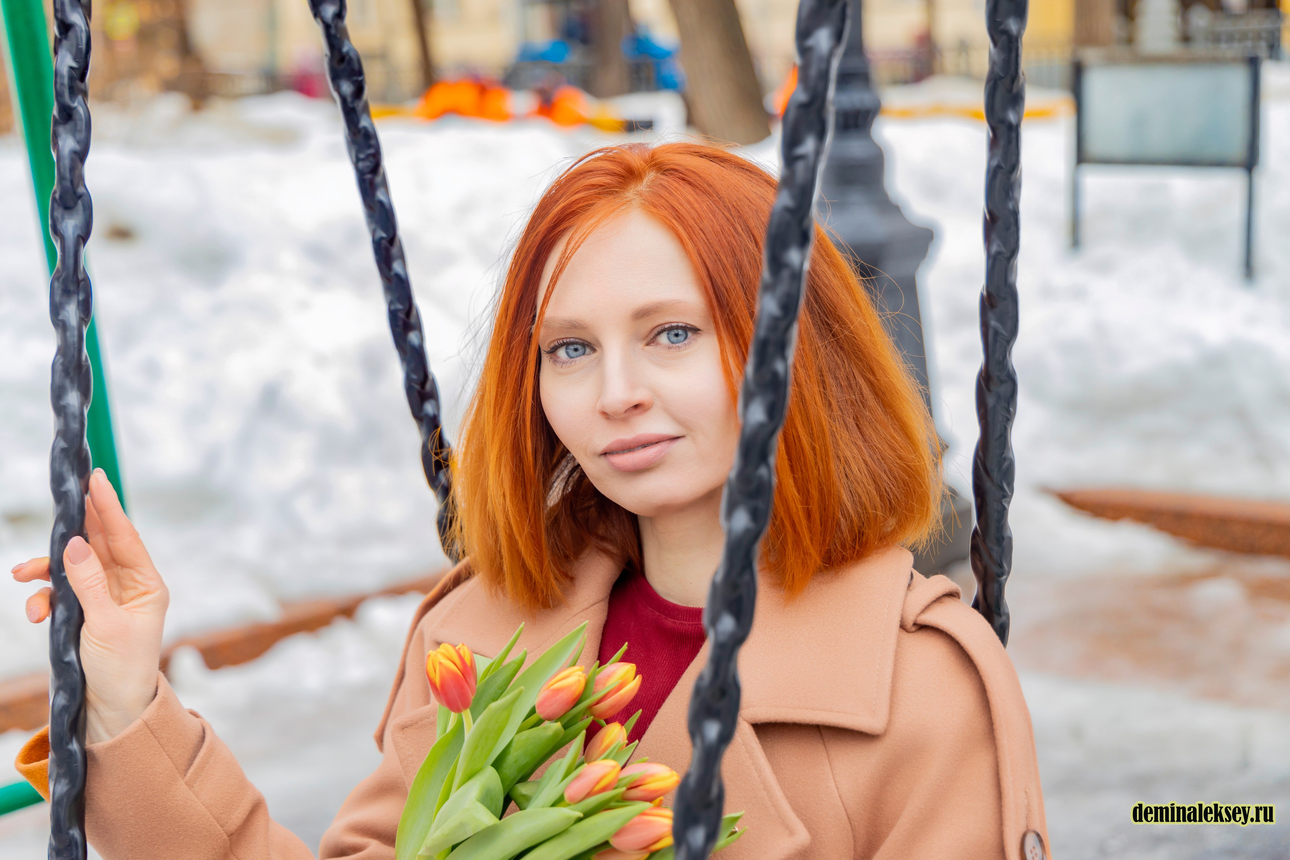 Весенняя фотопрогулка со Светланой на Патриарших прудах. Репортажный, семейный и студийный фотограф в Москве Демин Алексей