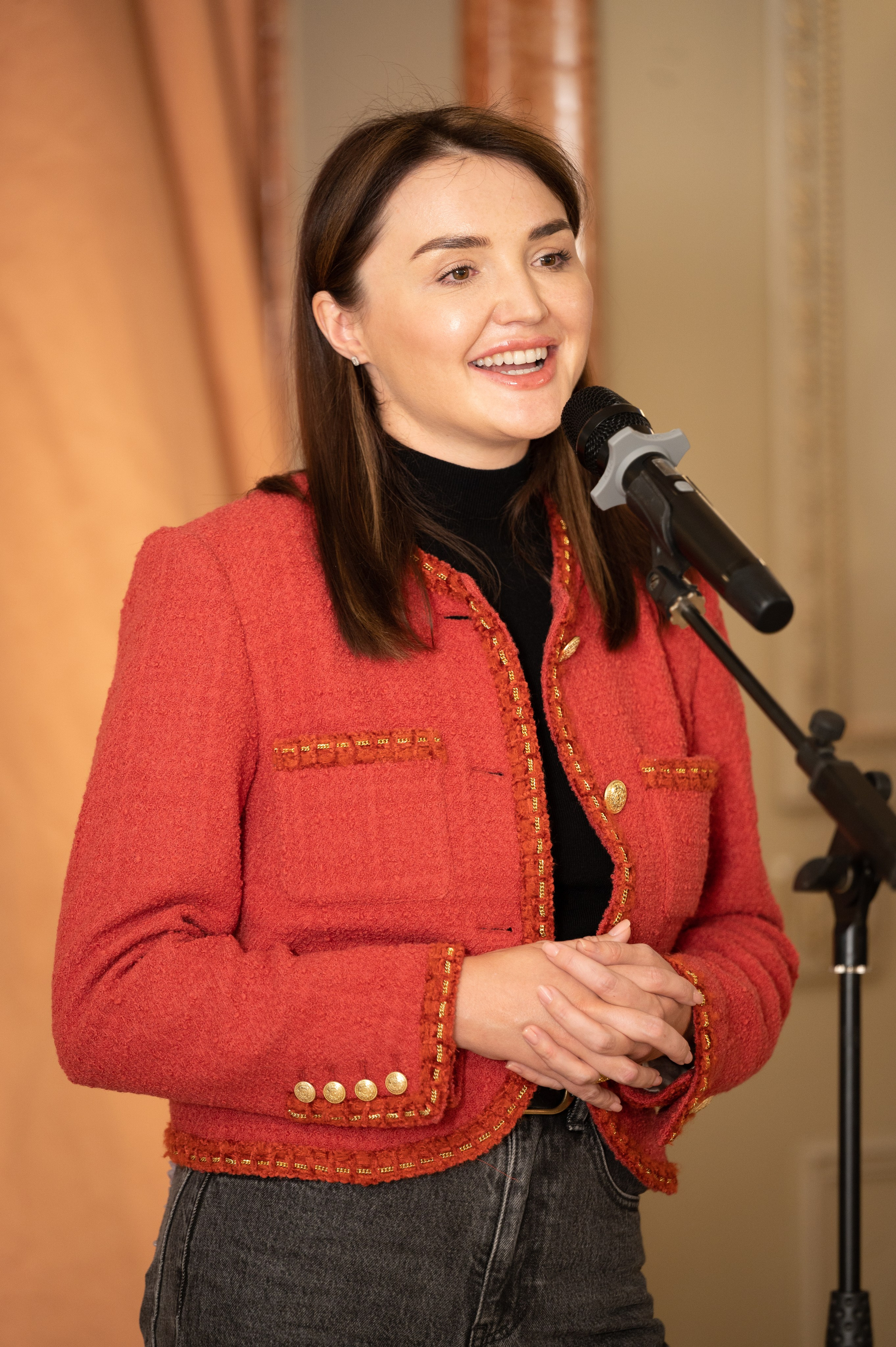 Благотворительный фонд “Жизнь одна”. Мир живой фотографии о Вас и для Вас