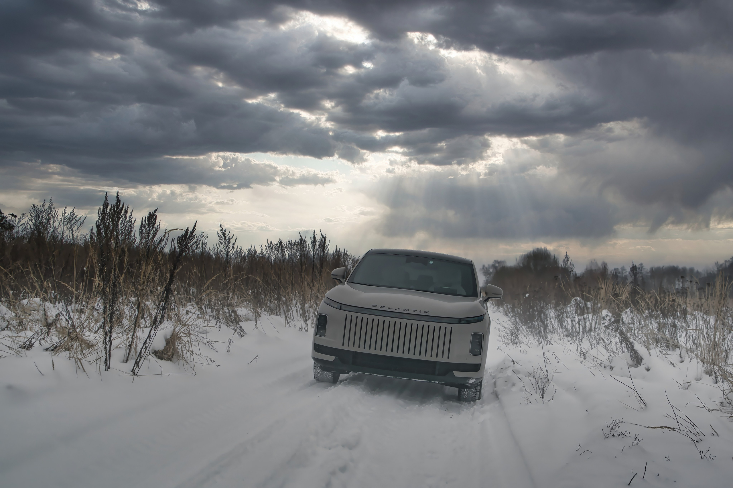 Exlantix ET зимой в снегу. FM Media Сrew. Репортажные фото и видео