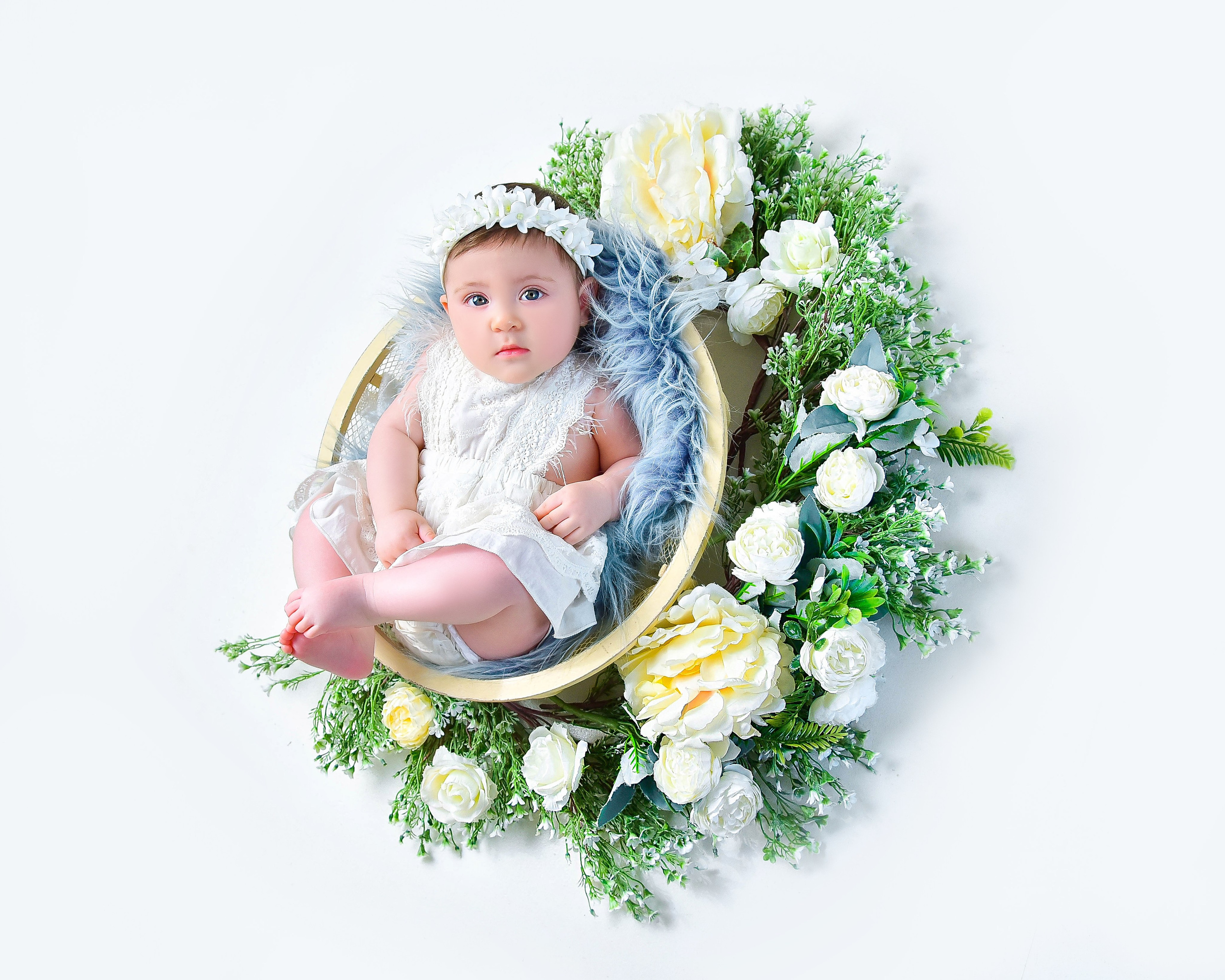 Малышки Антураж