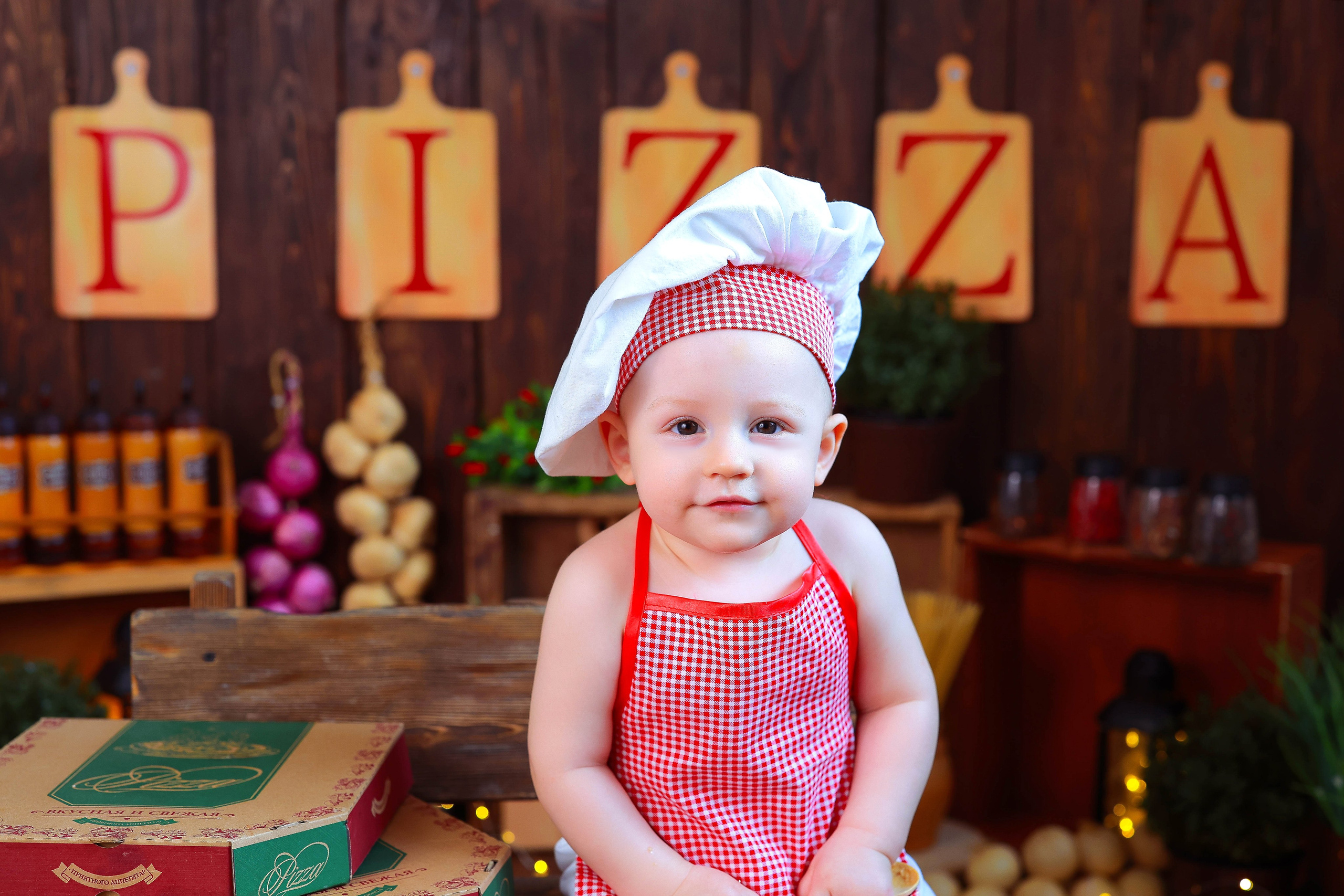 Малышки Антураж