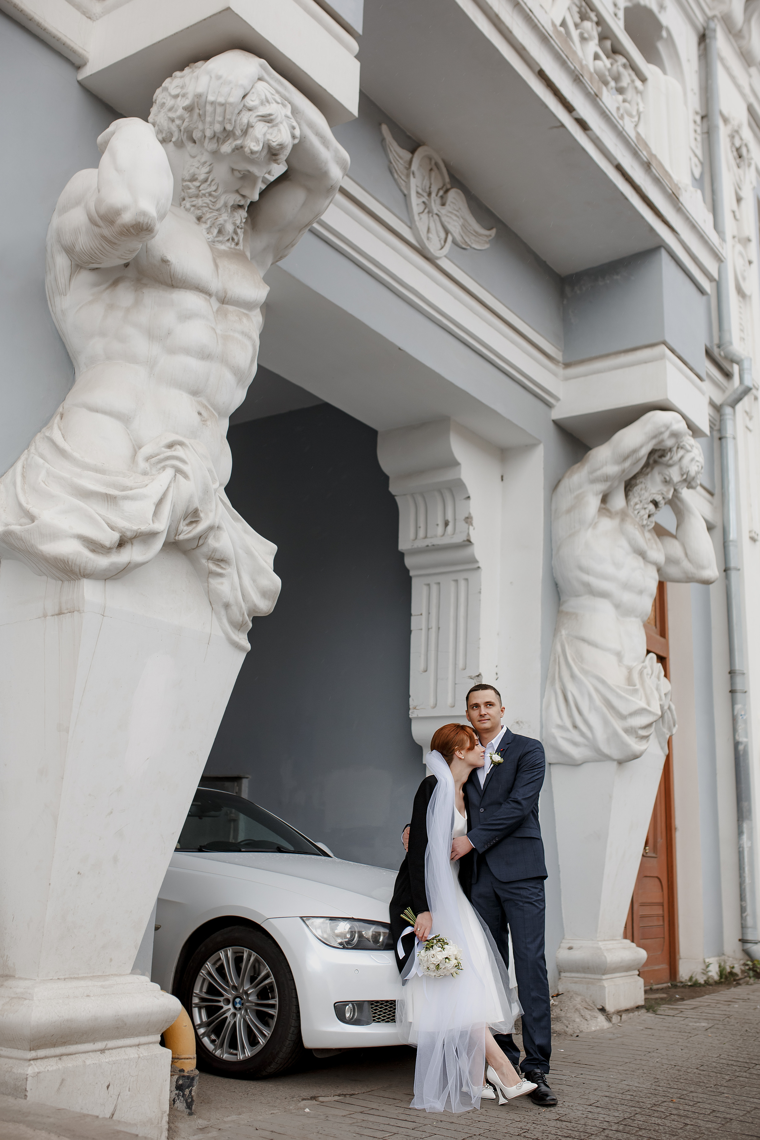 Свадьба, город, кабриолет. Свадебный фотограф в Самаре Катерина Мостовая