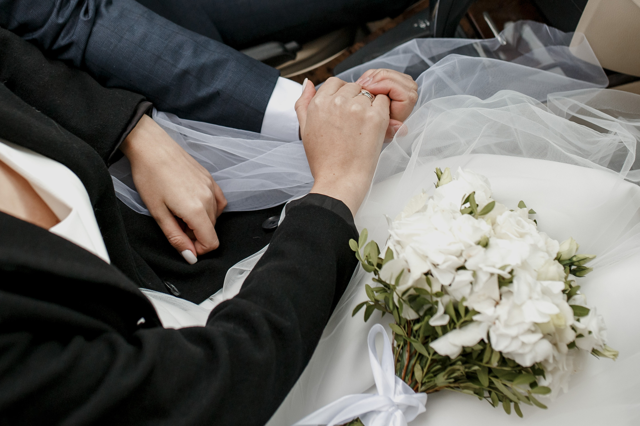 Свадьба, город, кабриолет. Свадебный фотограф в Самаре Катерина Мостовая