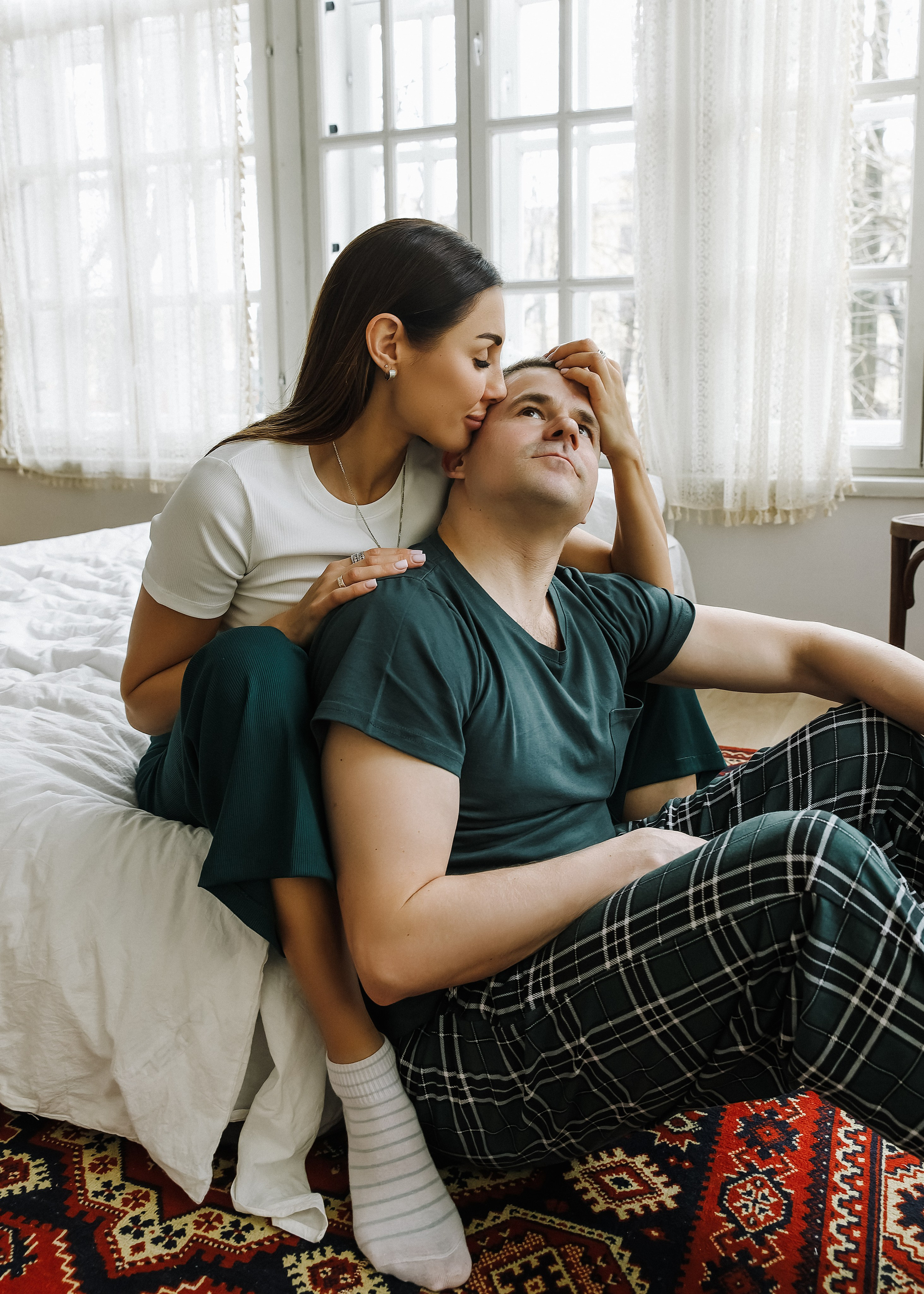 Саша и Андрей — лав стори в фотостудии. Свадебный и портретный фотограф в Санкт-Петербурге Анна Демьянова