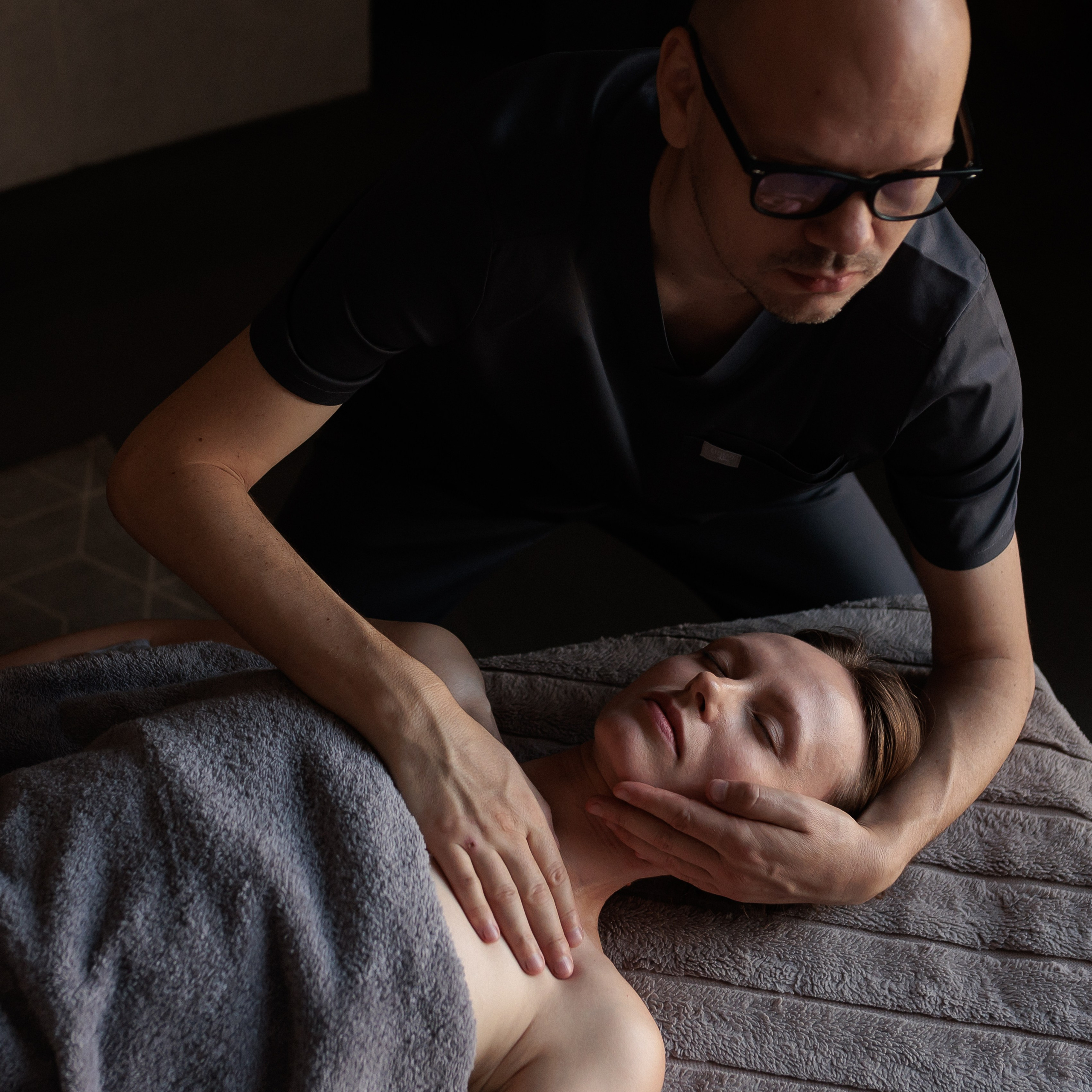 Владимир — контент для массажиста. Фотограф в Москве Наталья Спиридонова