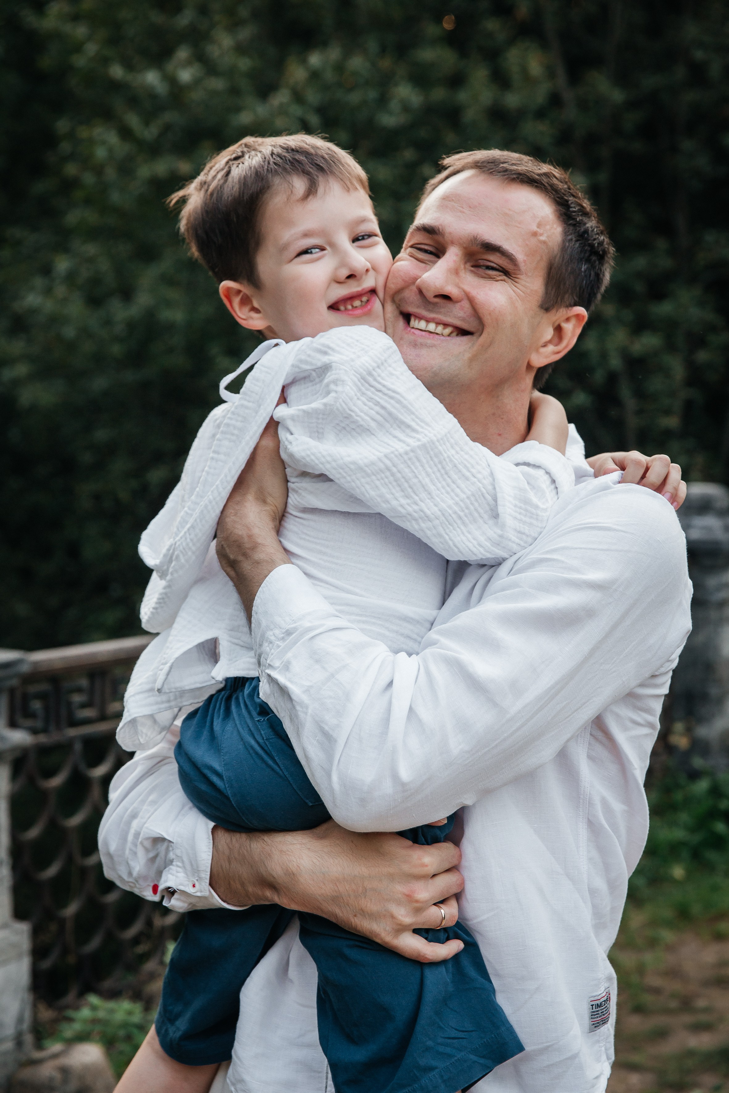 В парке. Фотограф Анна Анисимова. Свадьбы, портреты, творческий репортаж