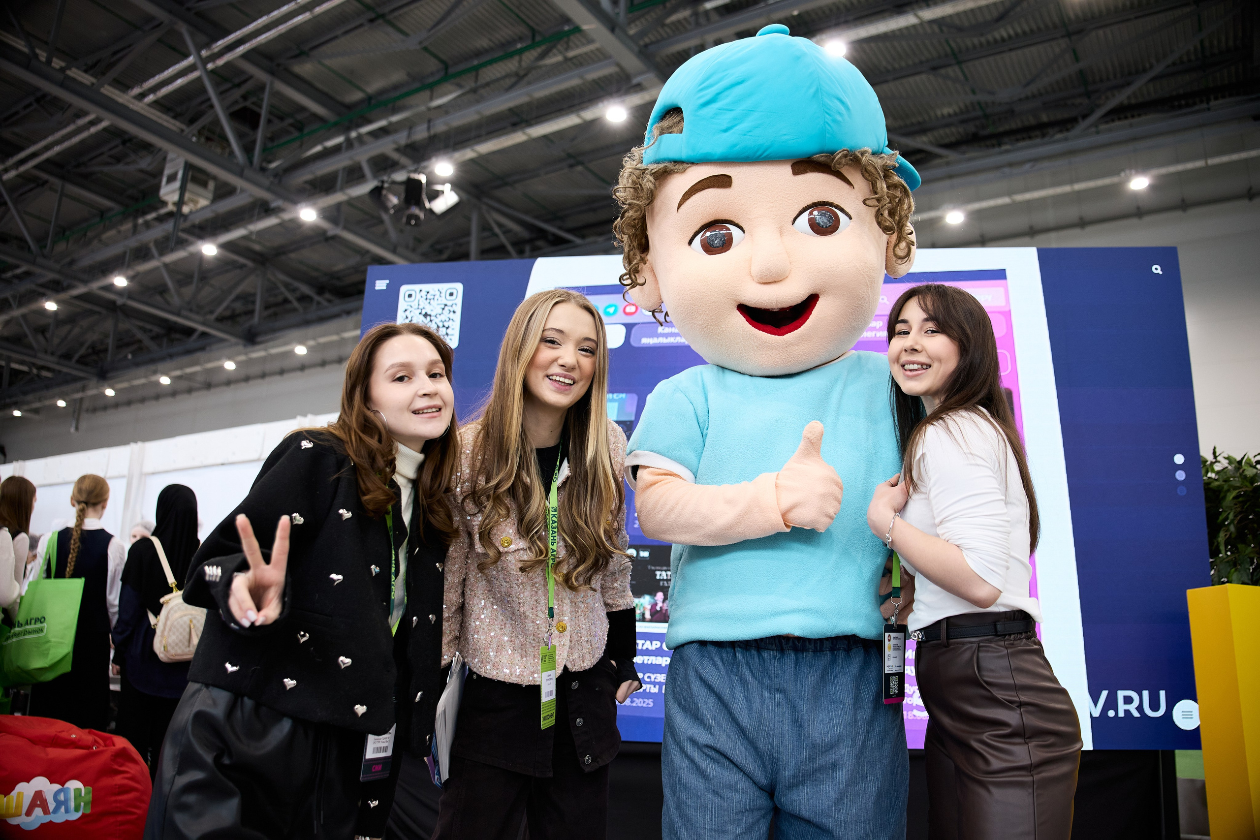 Фотограф на конференцию. Хороший репортажный и промышленный фотограф в Казани Алексей Щелконогов