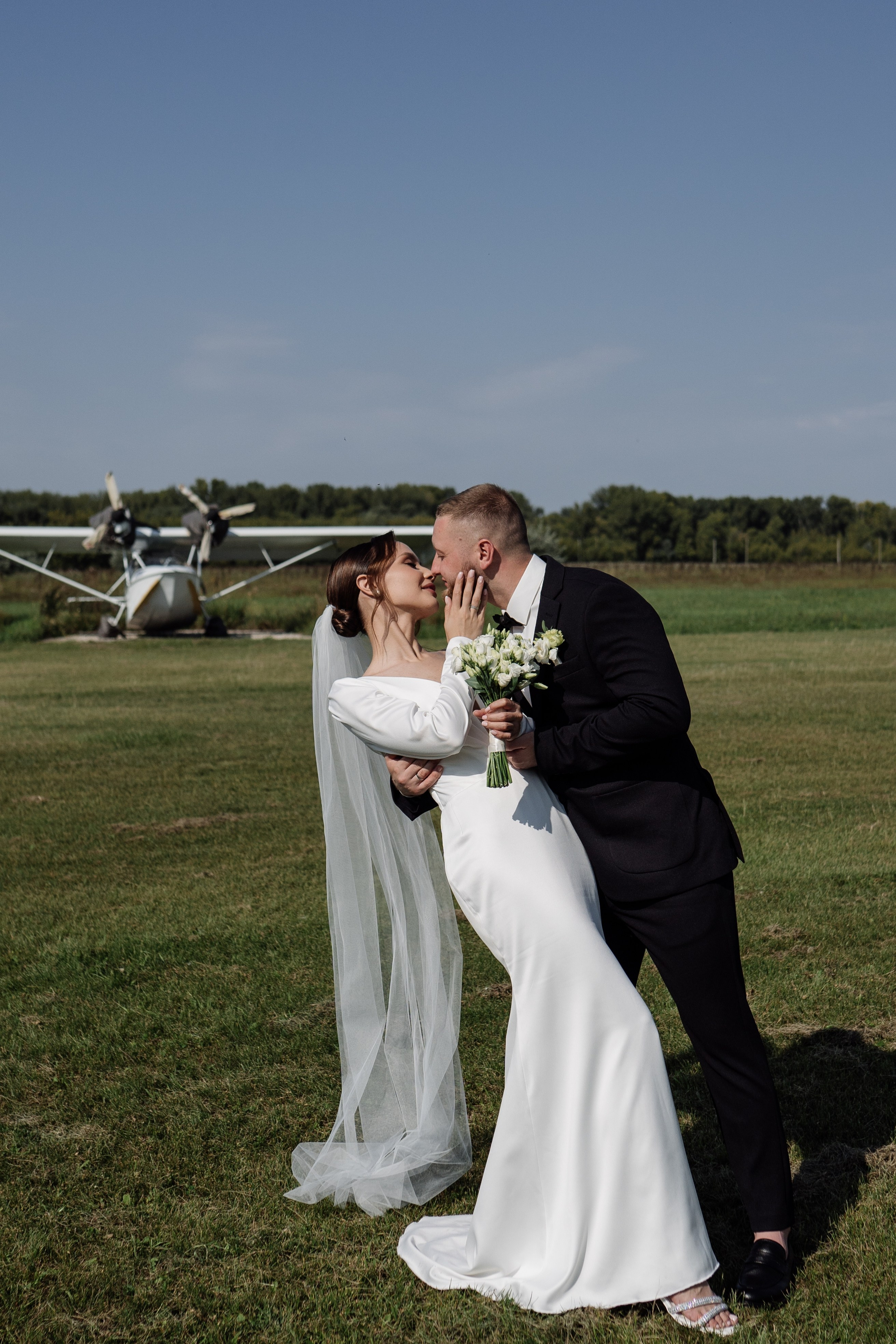 Аэродром. Свадебный фотограф Тольятти Москва Адамова Виктория