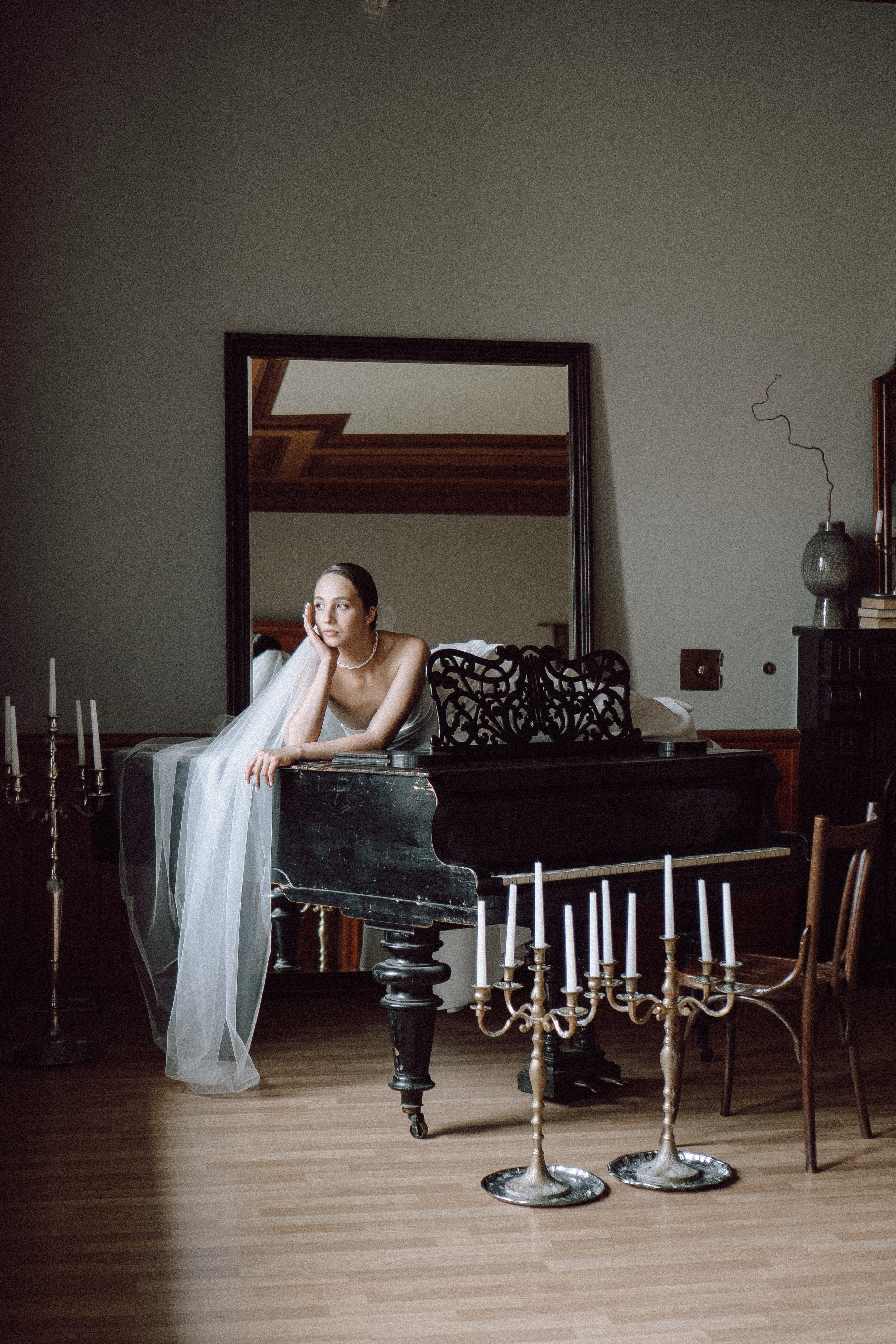 СВАДЕБНАЯ ПРОГУЛКА В САНТК-ПЕТЕРБУРГЕ (ИСАКИЕВСКИЙ СОБОР, ЗИМНЯЯ КАНАВКА, ЭРМИТАЖ И БОЛЬШАЯ МОРСКАЯ УЛИЦА). Профессиональный фотограф, Санкт-Петербург — Виктория Богомолова