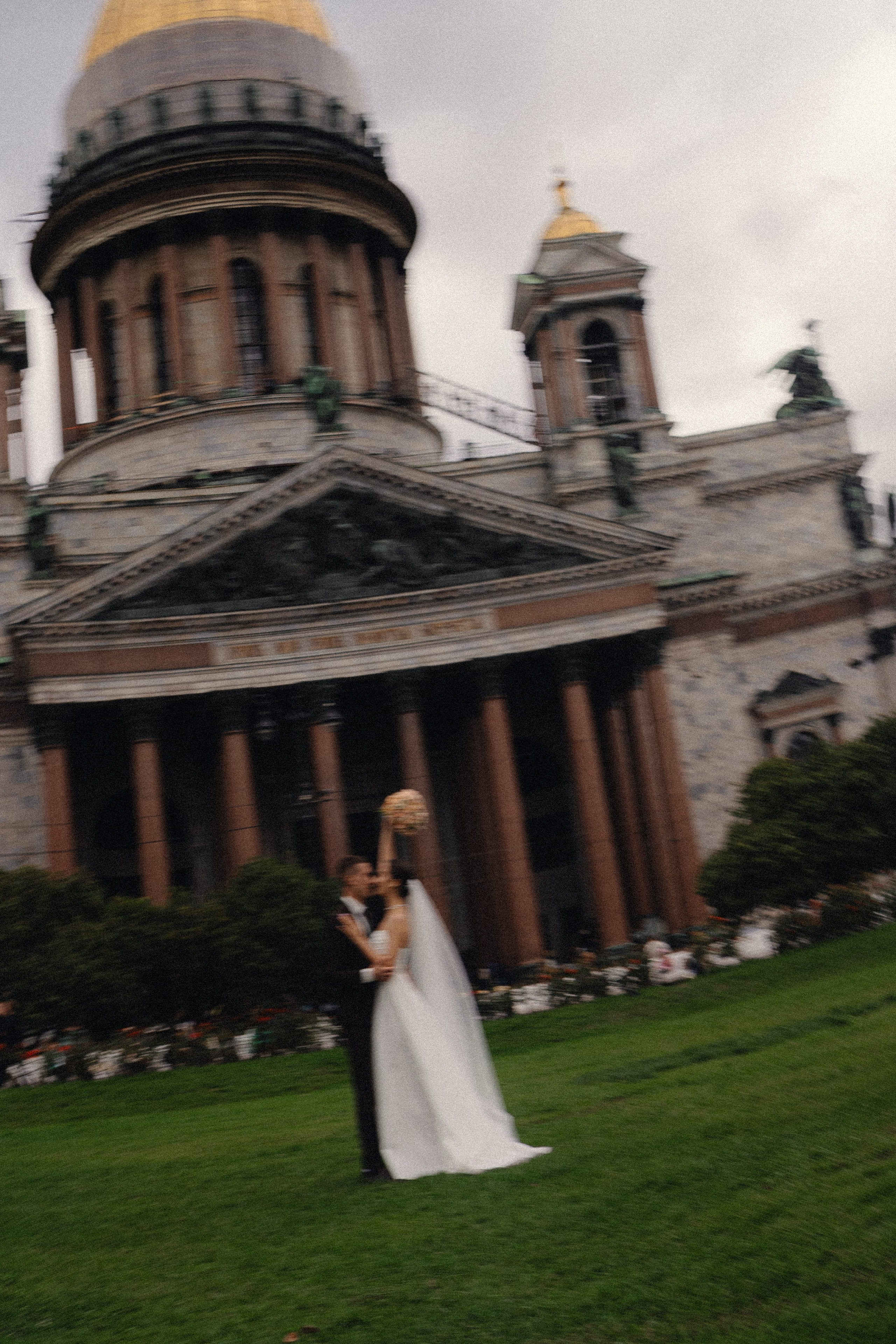 ЗАГС И ПРОГУЛКА 2 ЧАСА. Профессиональный фотограф, Санкт-Петербург — Виктория Богомолова