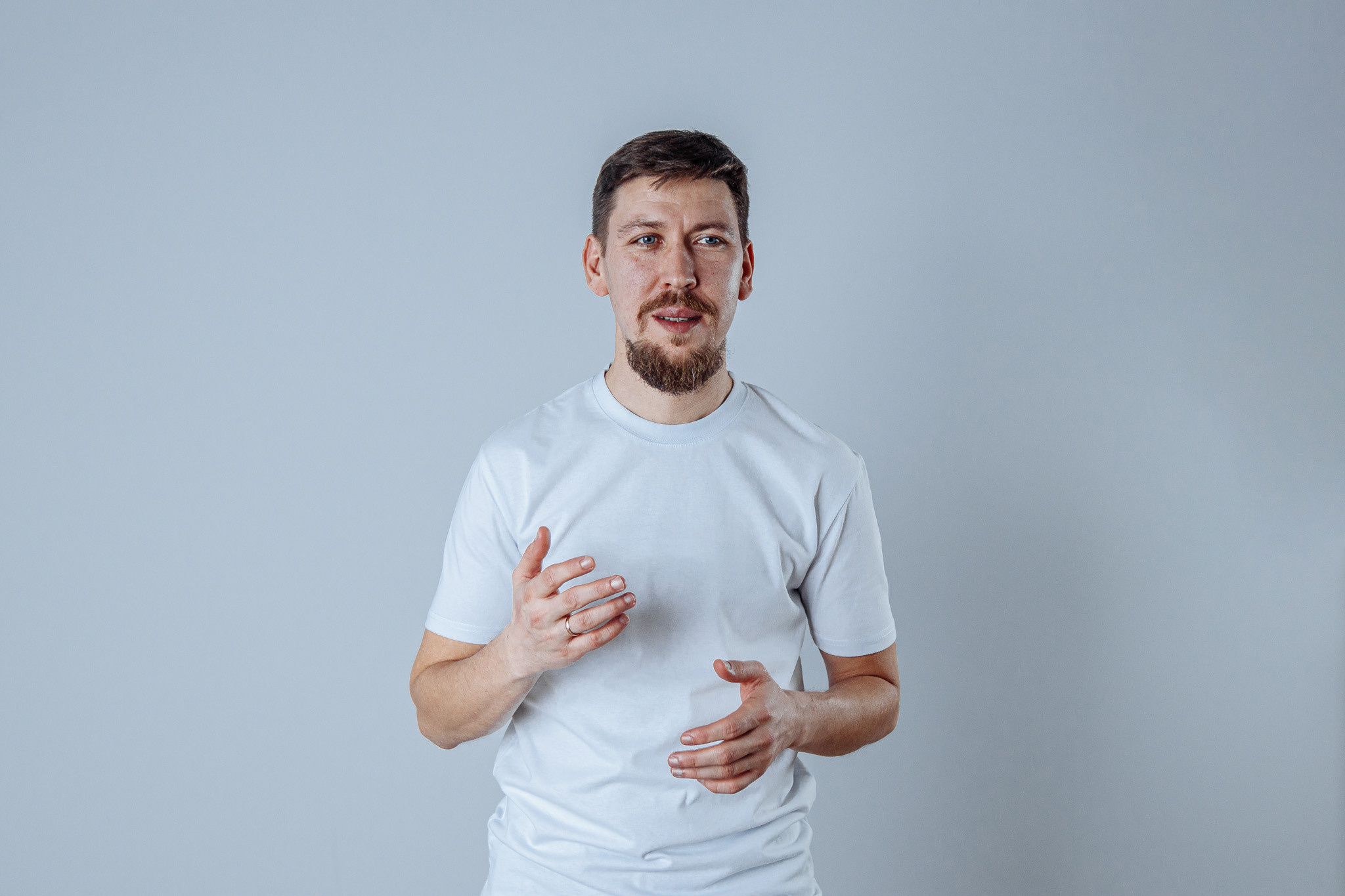 Съёмка контента для химчистки мебели. Контентная съемка. Бизнес портрет. Москва. Фотограф Арефьев Дмитрий