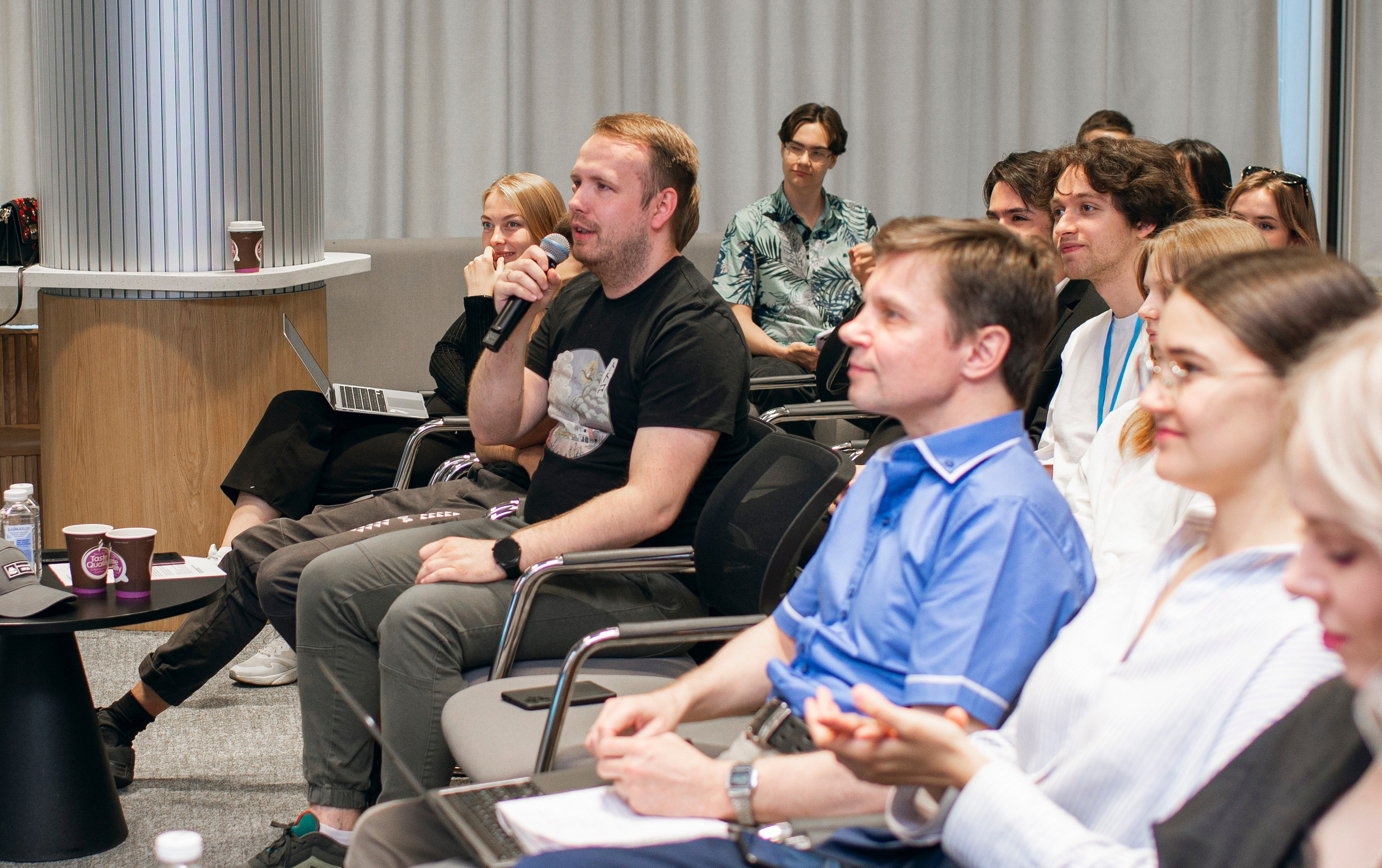 Защита проектов в ВК. Фотограф в Москве Алейникова Евгения